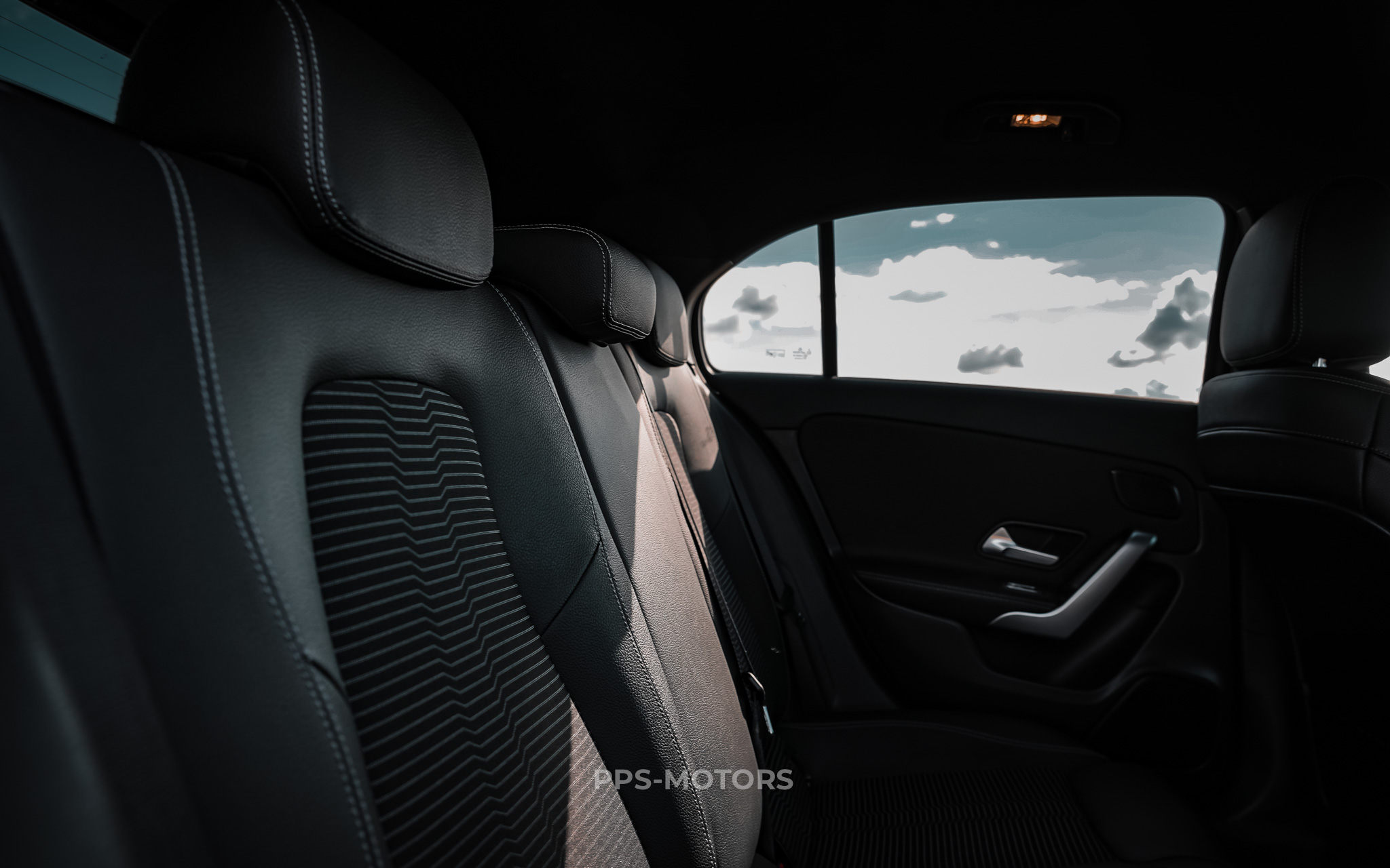 Mercedes Benz A200 LAUNCH EDITION photo 45