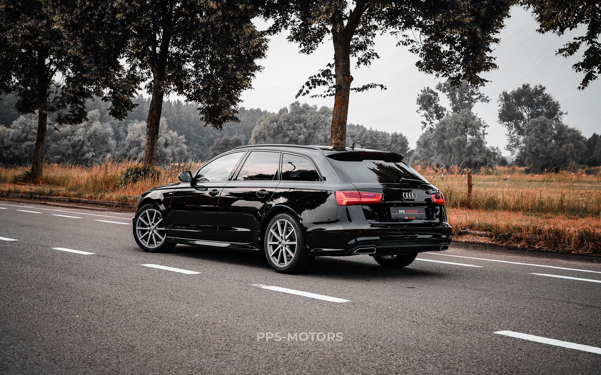 Audi A6 2.0 TDI ULTRA S-LINE photo 4