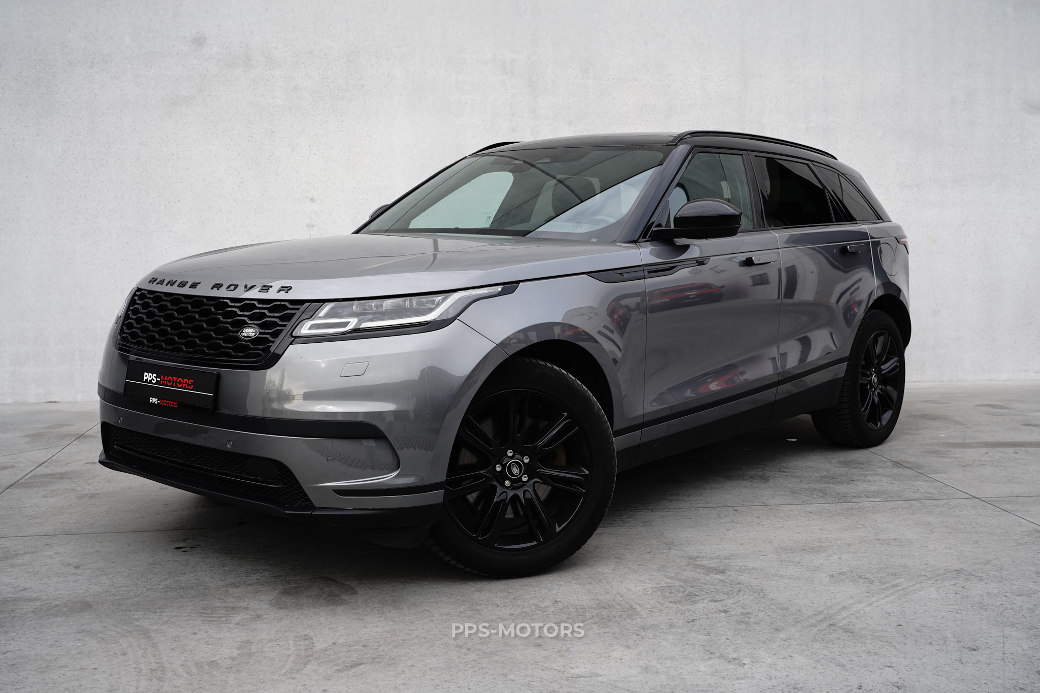 Land Rover VELAR 3.0 P400E photo 1