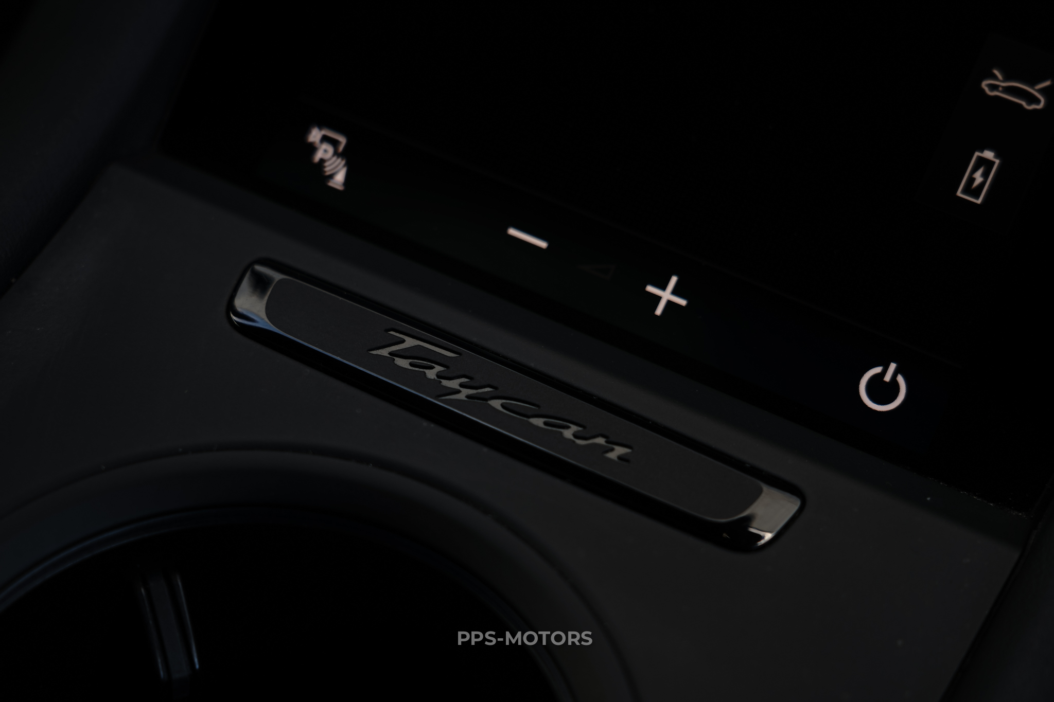 Porsche TAYCAN 4S SPORTDESIGN photo 12