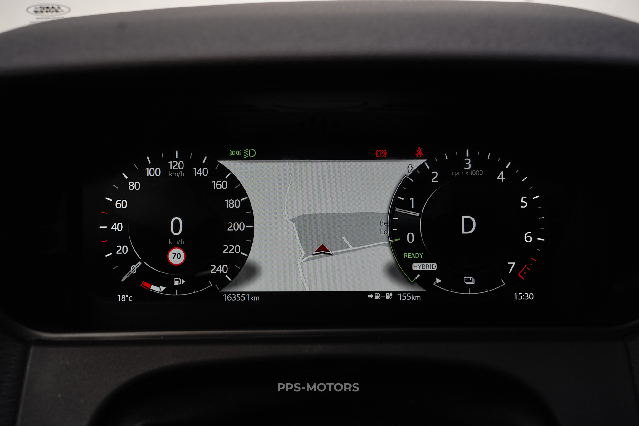 Land Rover VELAR 3.0 P400E photo 14