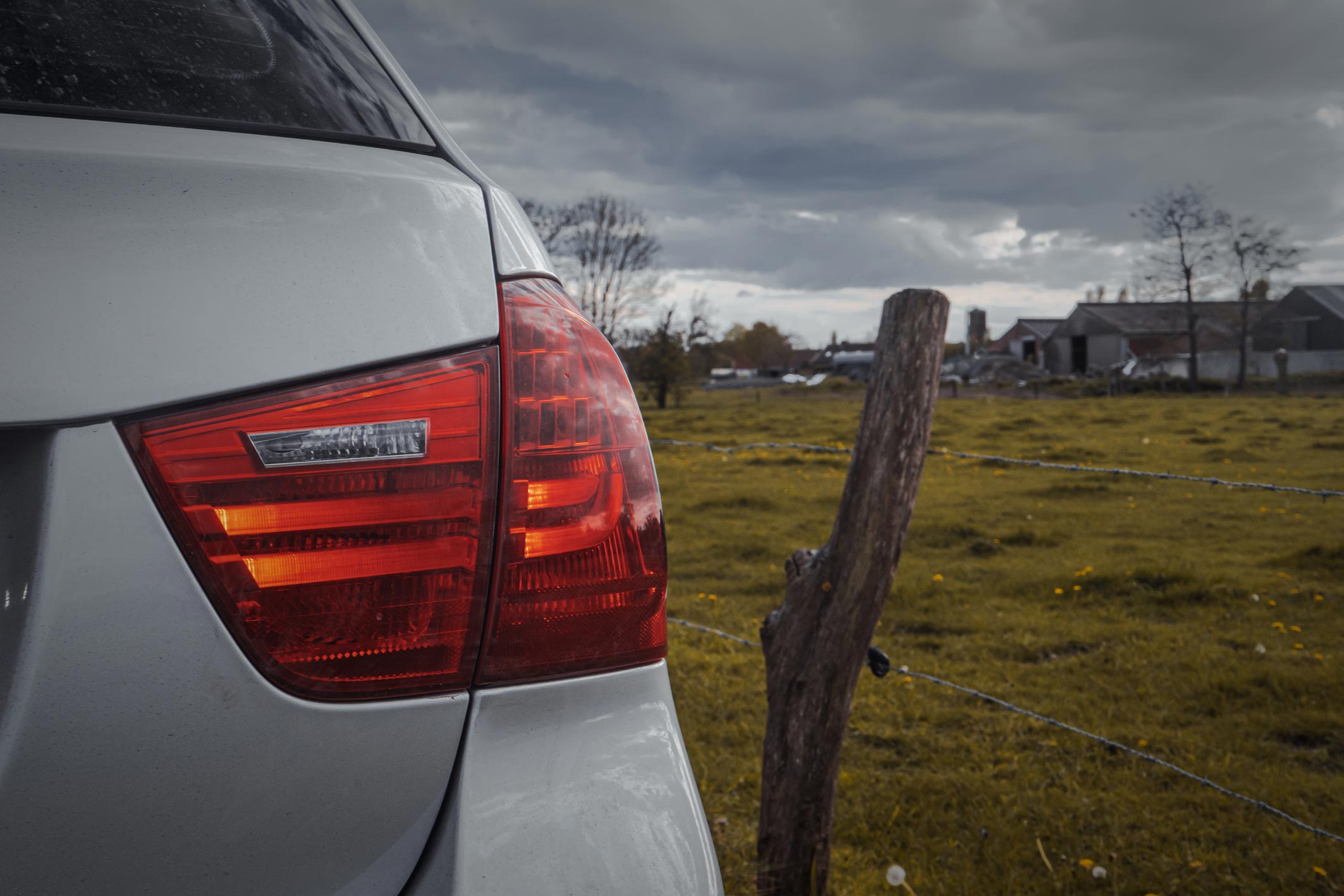 BMW 318d E91 M-PAKKET photo 5