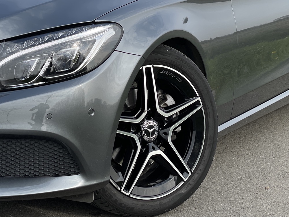 Mercedes Benz C220 photo 3
