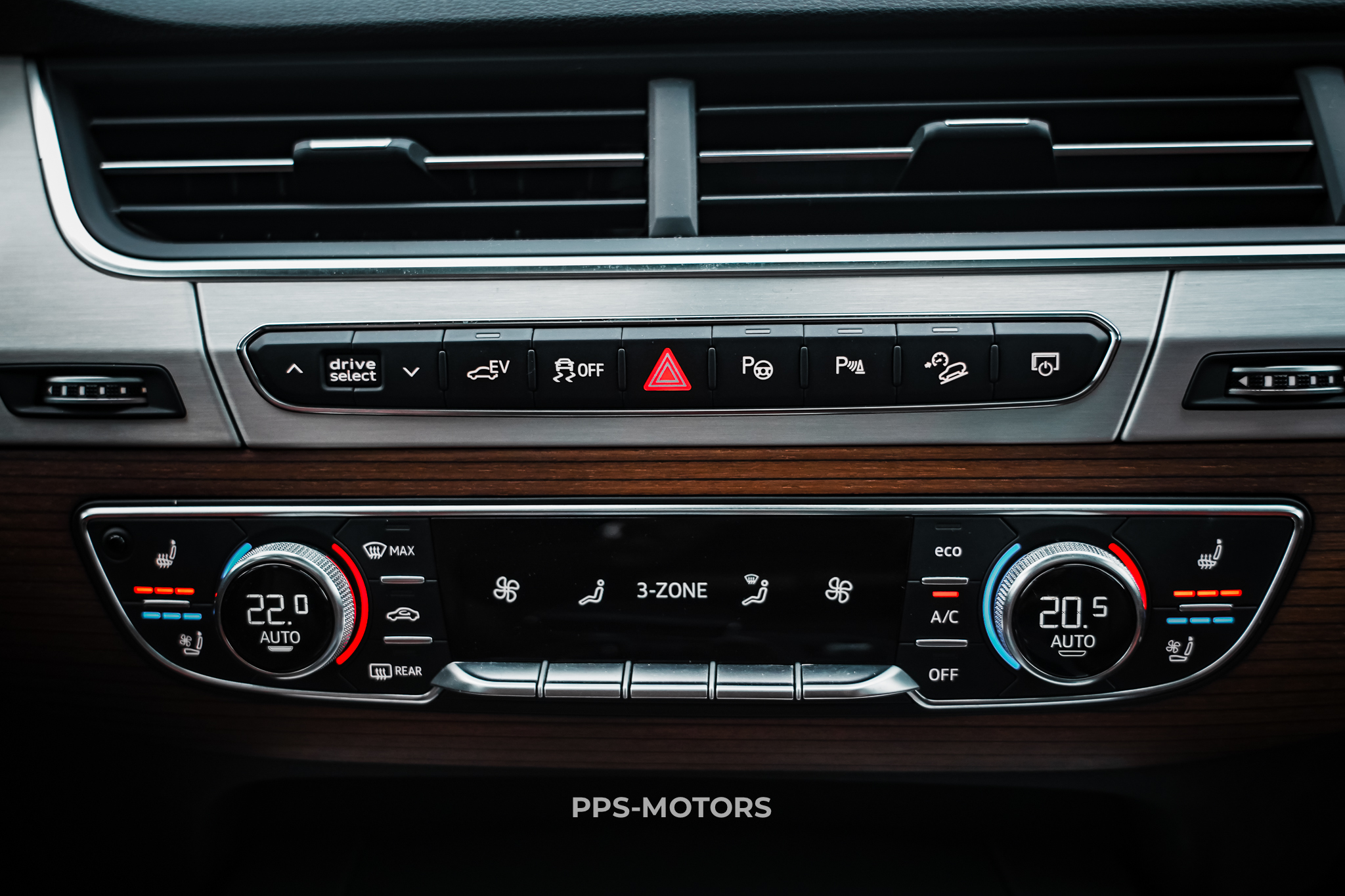 Audi Q7 3.0 TDI V6 E-TRON photo 24