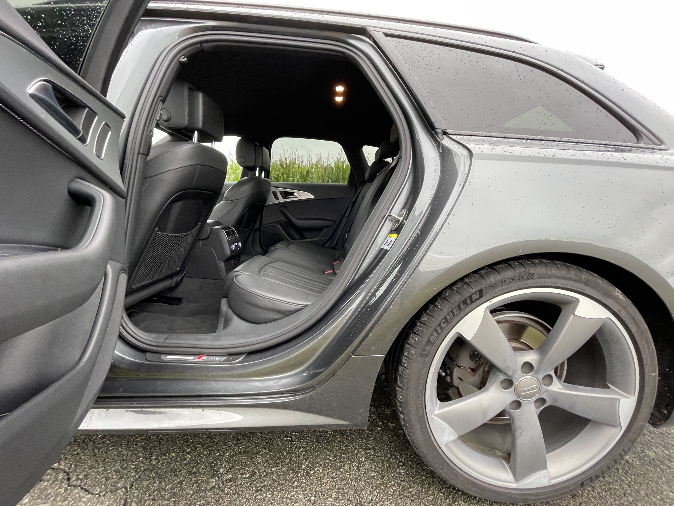 Audi A6 2.0 TDI ULTRA S-LINE photo 16