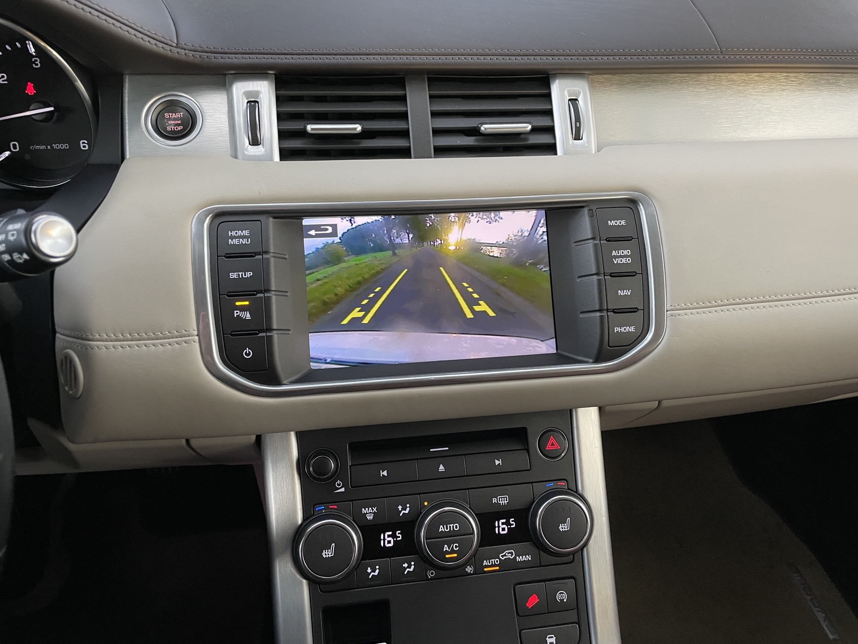 Land Rover RANGE ROVER EVOQUE 2.2 TD4 photo 15