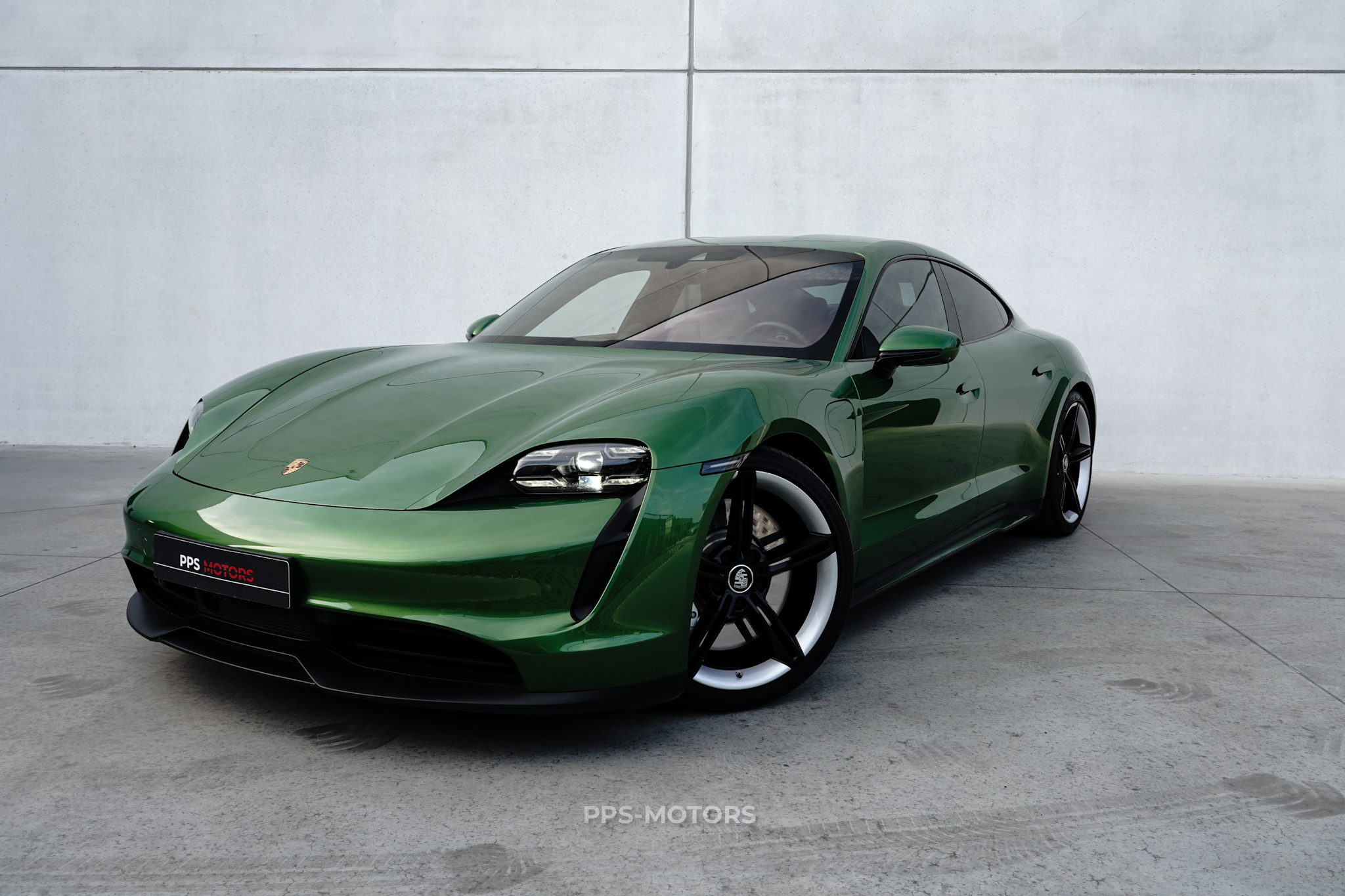 Porsche TAYCAN 4S