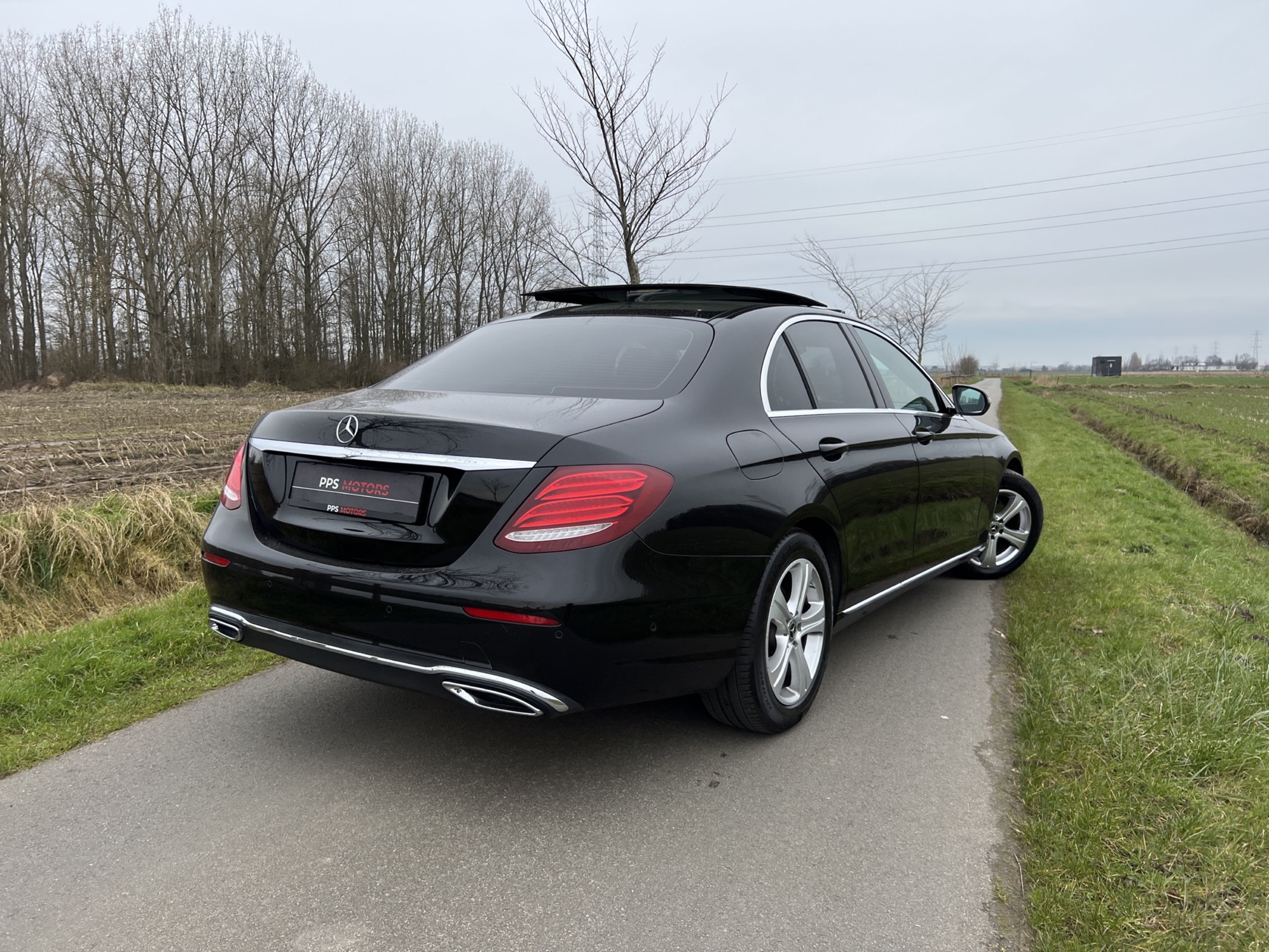Mercedes Benz E220 BERLINE AVANTGARDE photo 8