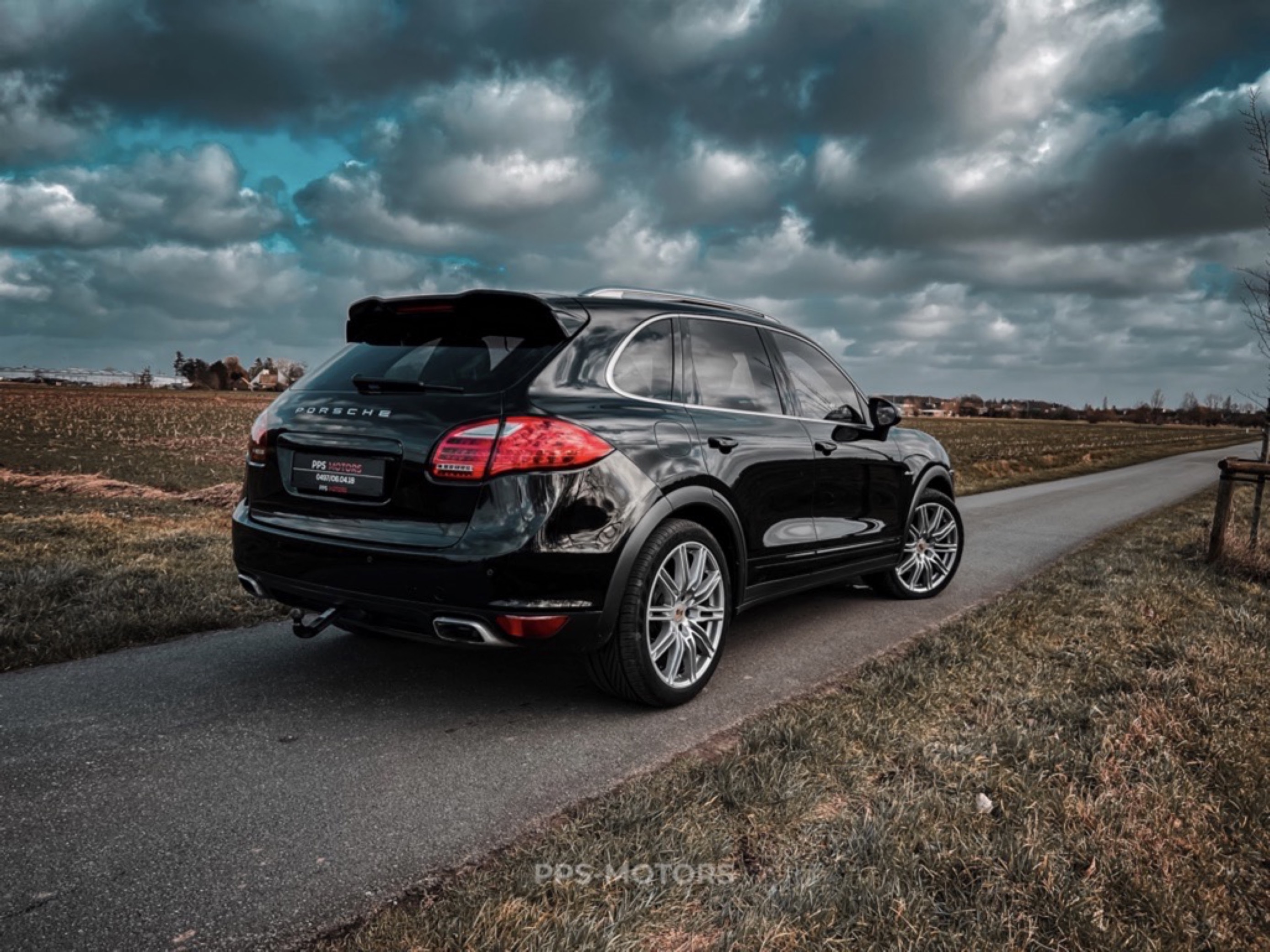 Porsche CAYENNE 3.0 D V6 PLATINUM EDITION photo 4