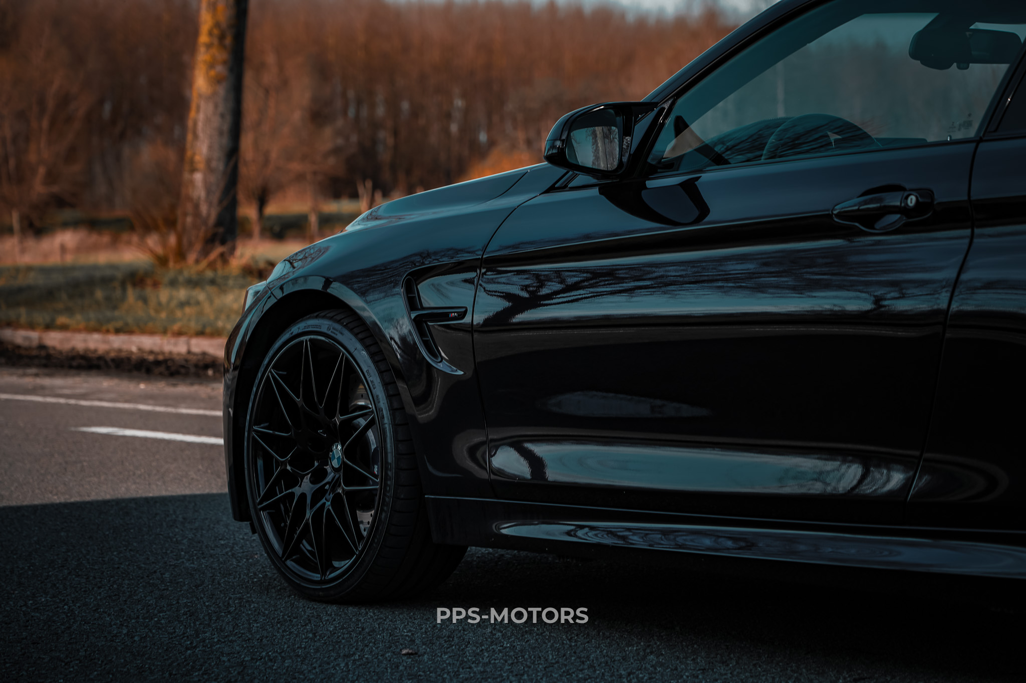 BMW M4 3.0 COMPETITION INDIVIDUAL photo 7
