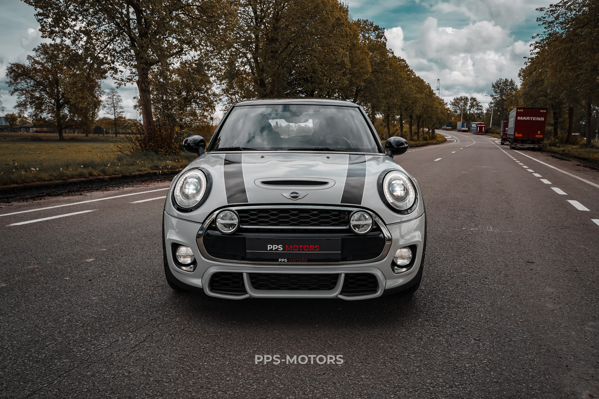 MINI COOPER 2.0 SD JOHN COOPER WORKS photo 3