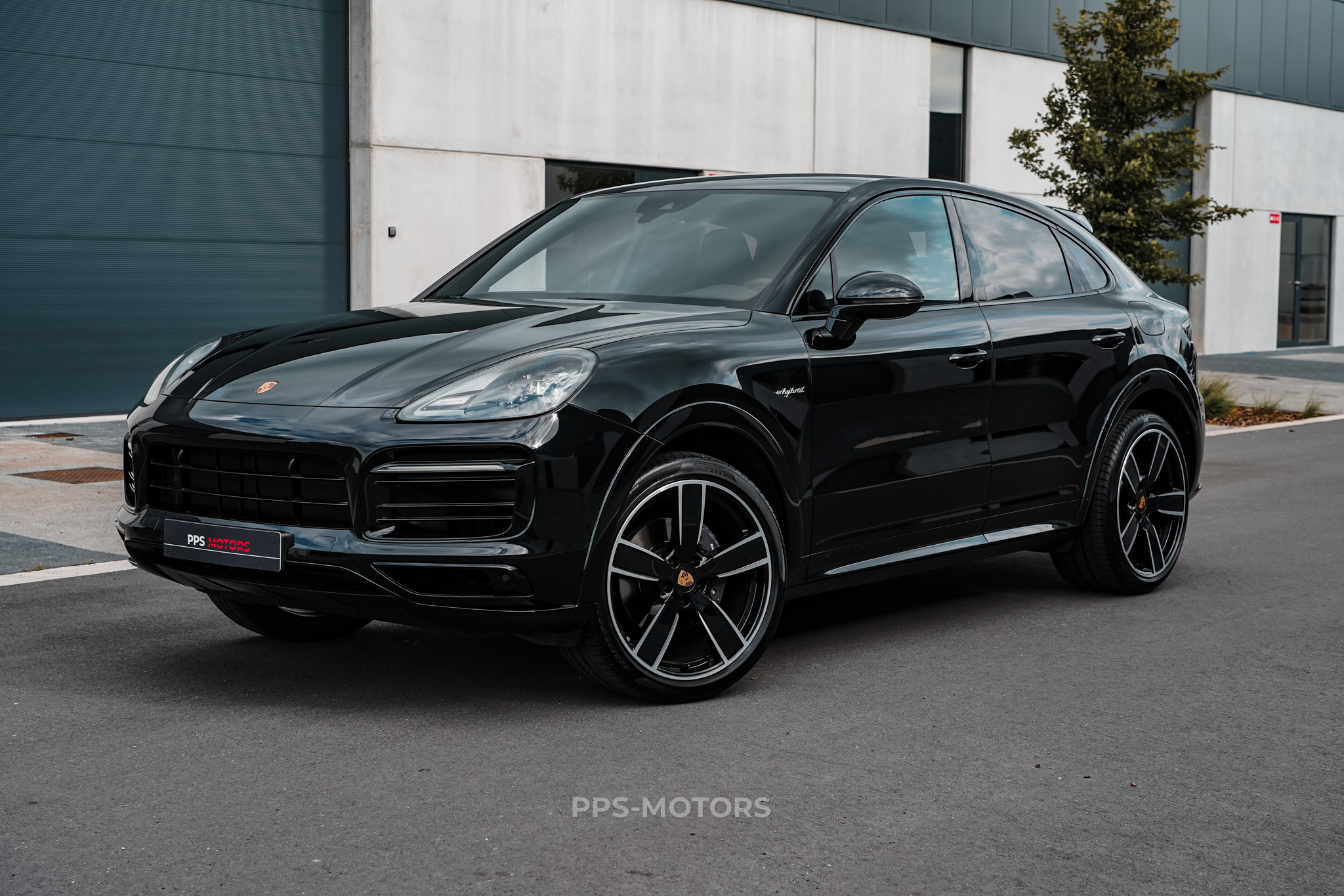 Porsche CAYENNE COUPÉ 3.0i V6 SPORTDESIGN