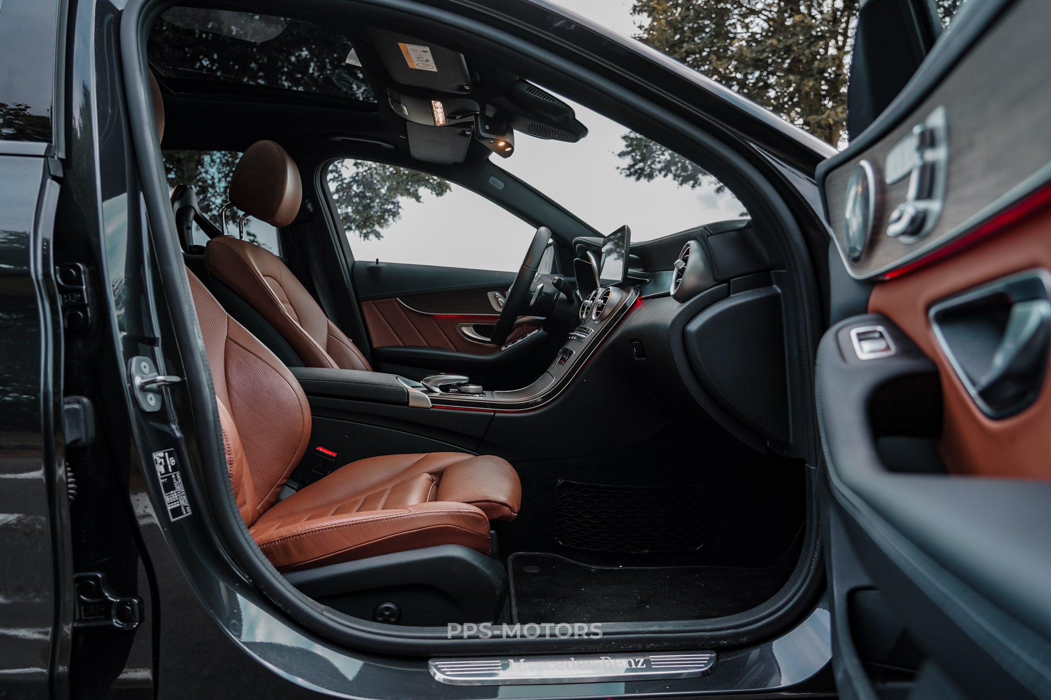 Mercedes Benz C300de AMG-PAKKET photo 13