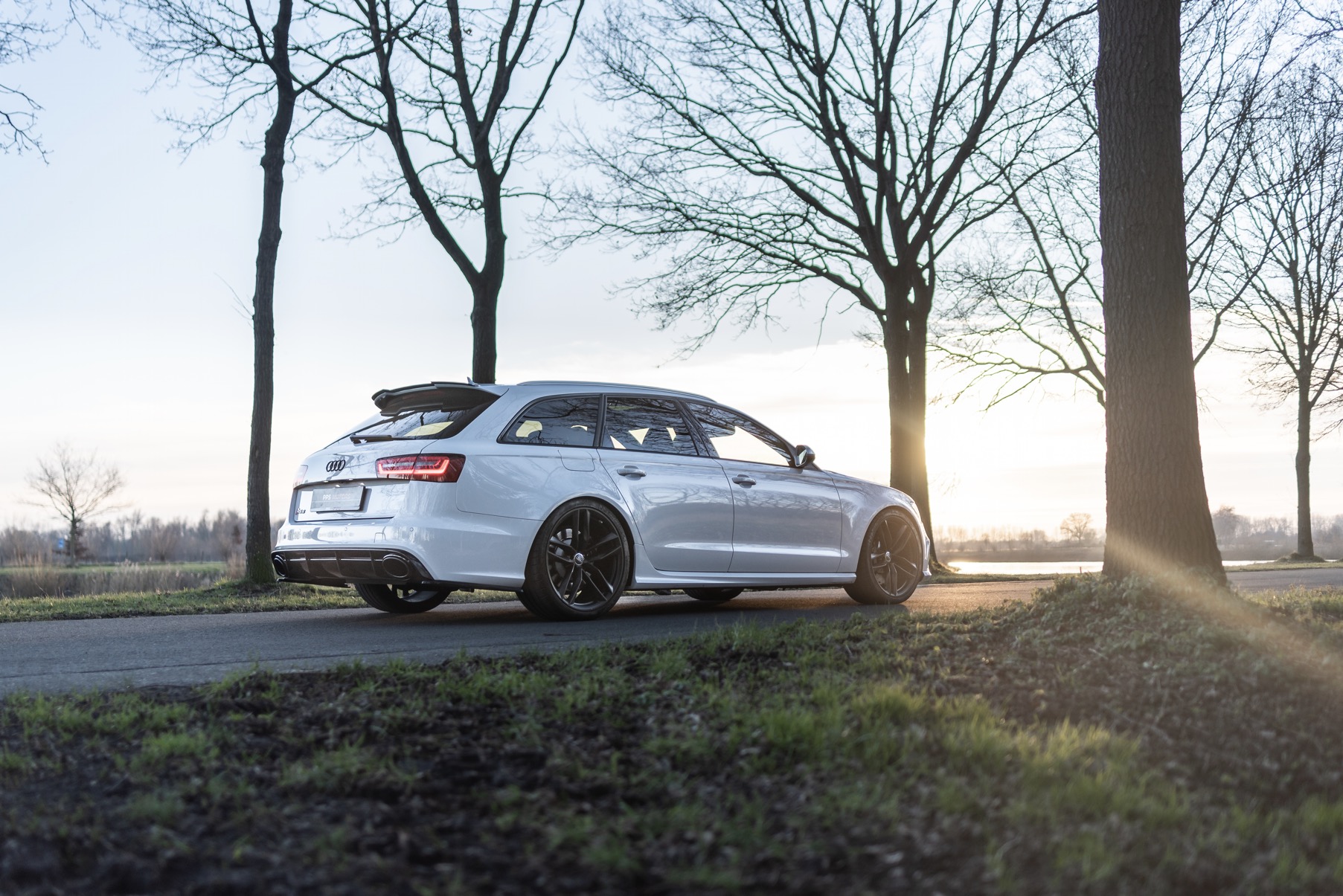 Audi RS6 4.0 V8 QUATTRO MILLTEK photo 6