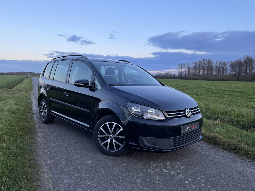 Volkswagen TOURAN 1.6 TDI DSG photo 5