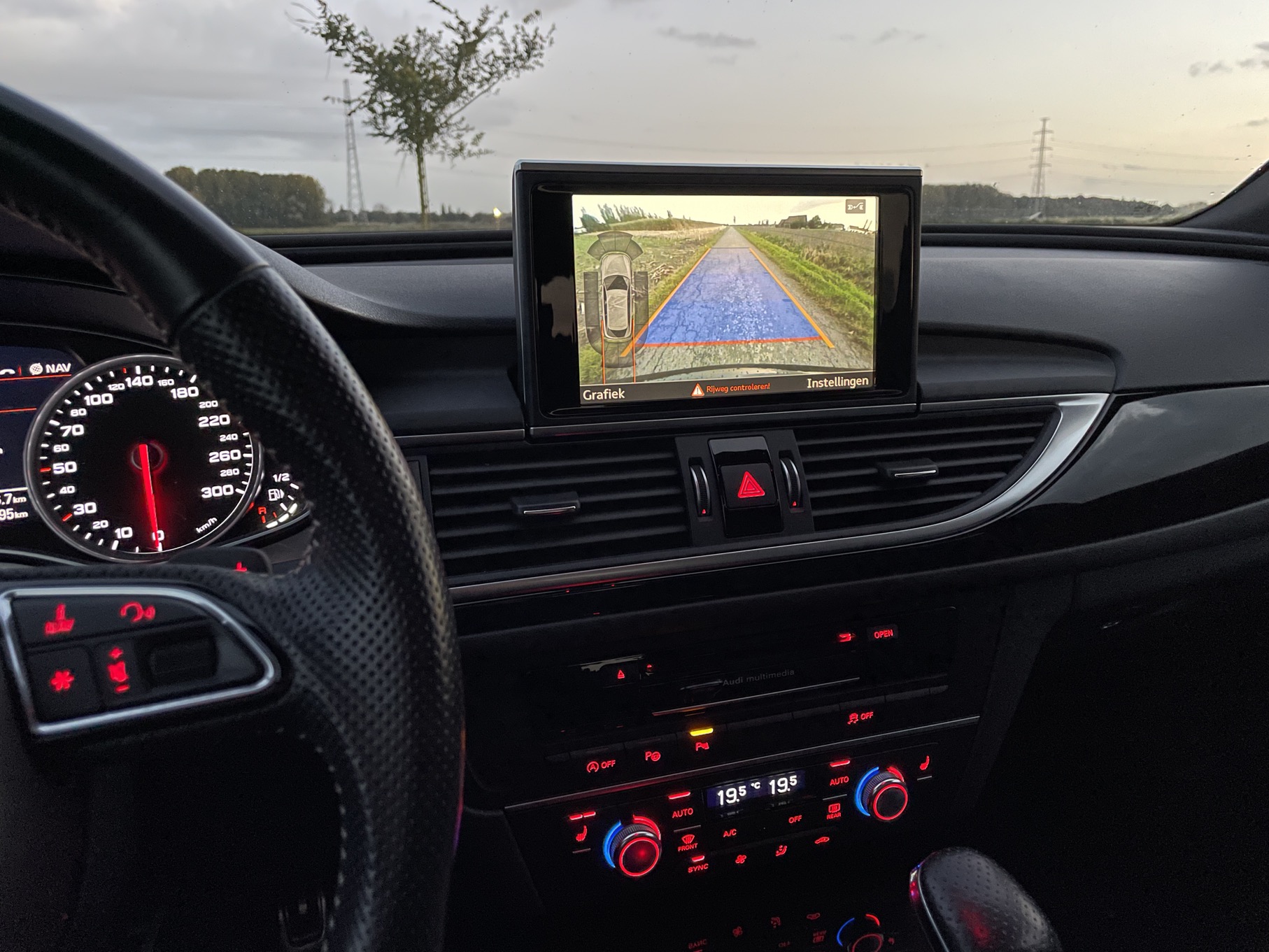Audi A6 3.0 TDI V6 S-LINE photo 14