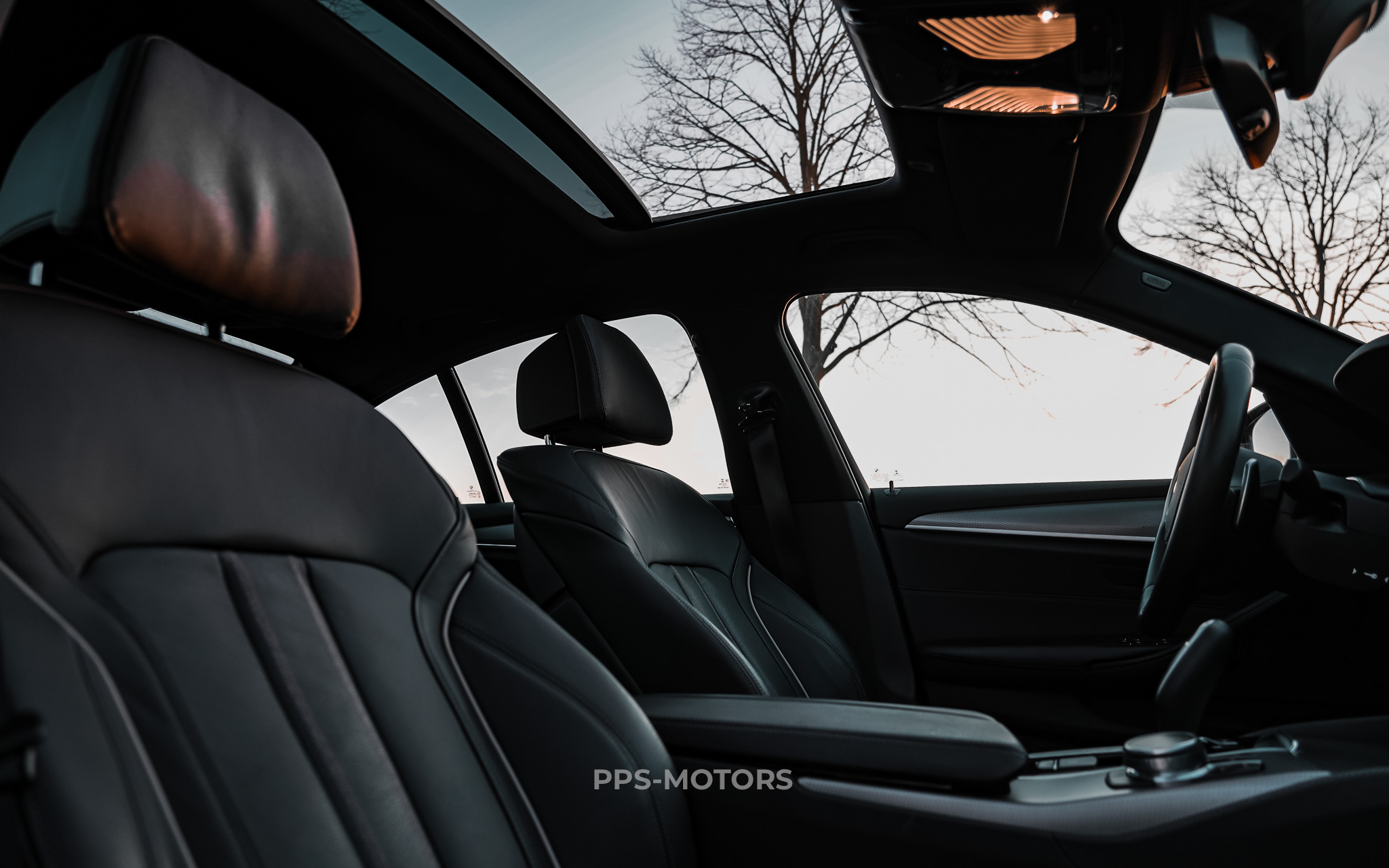 BMW 540i xDRIVE G30 M-PAKKET photo 31