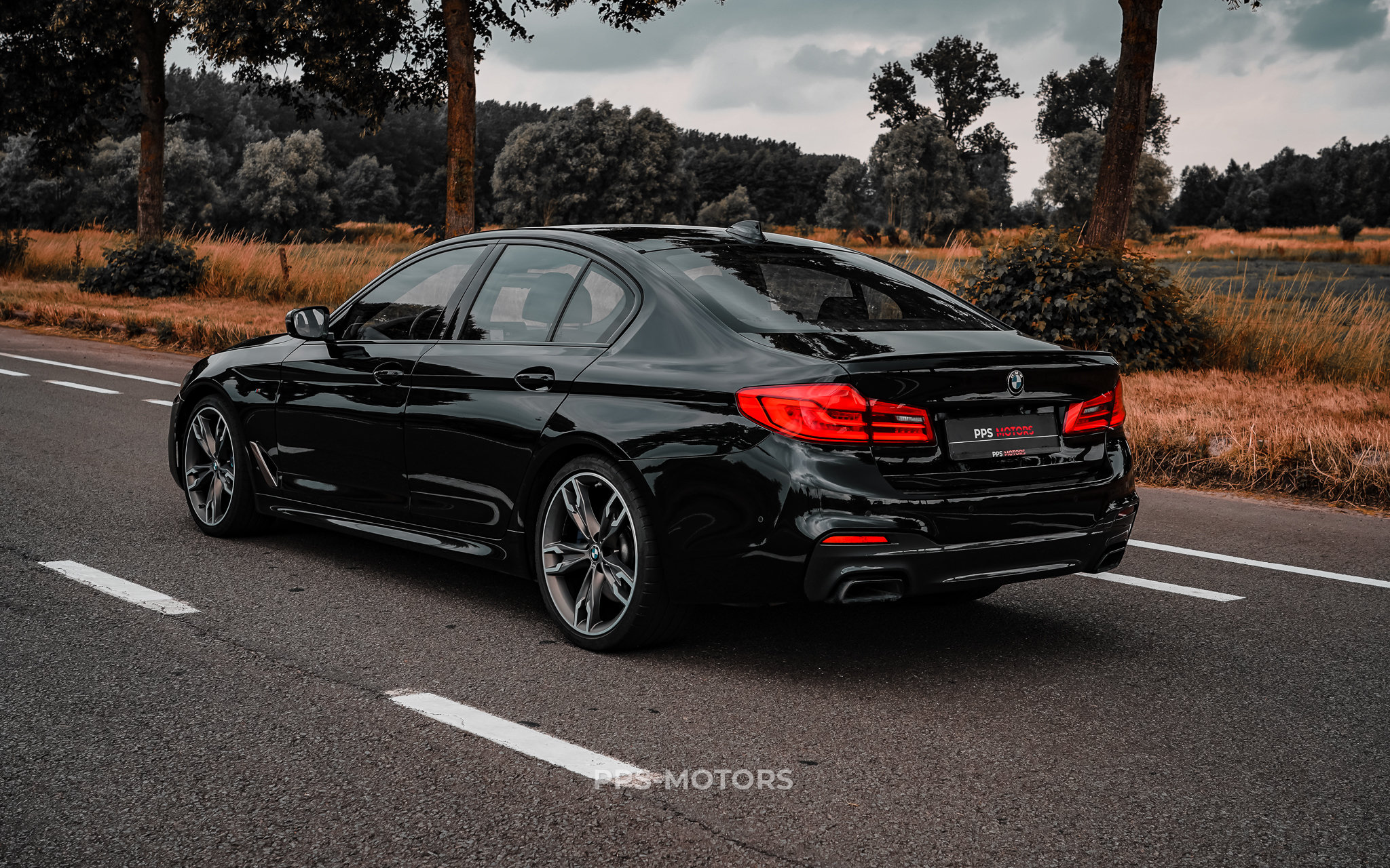 BMW M550d xAS photo 8