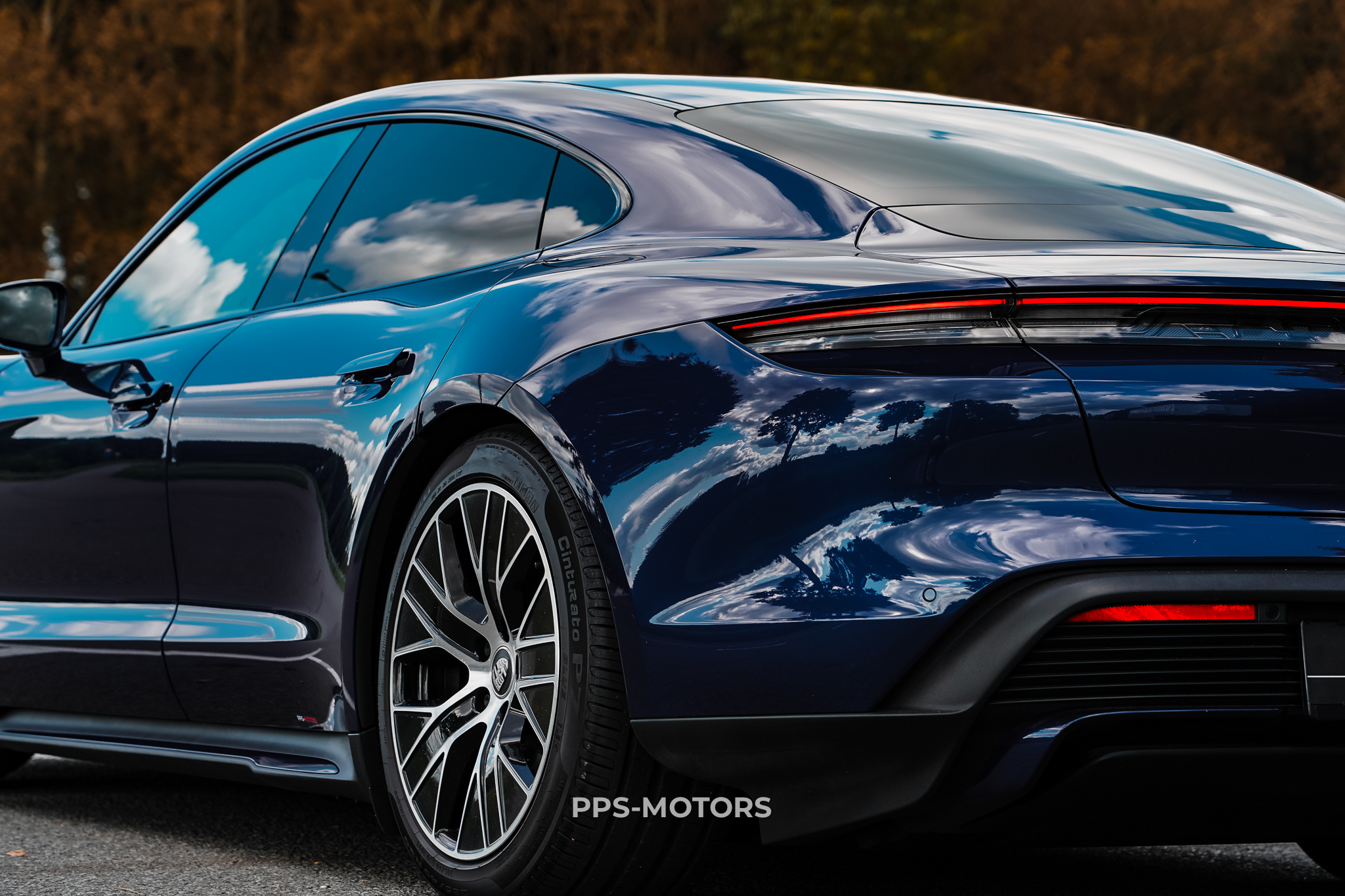 Porsche TAYCAN TURBO NEW! photo 26
