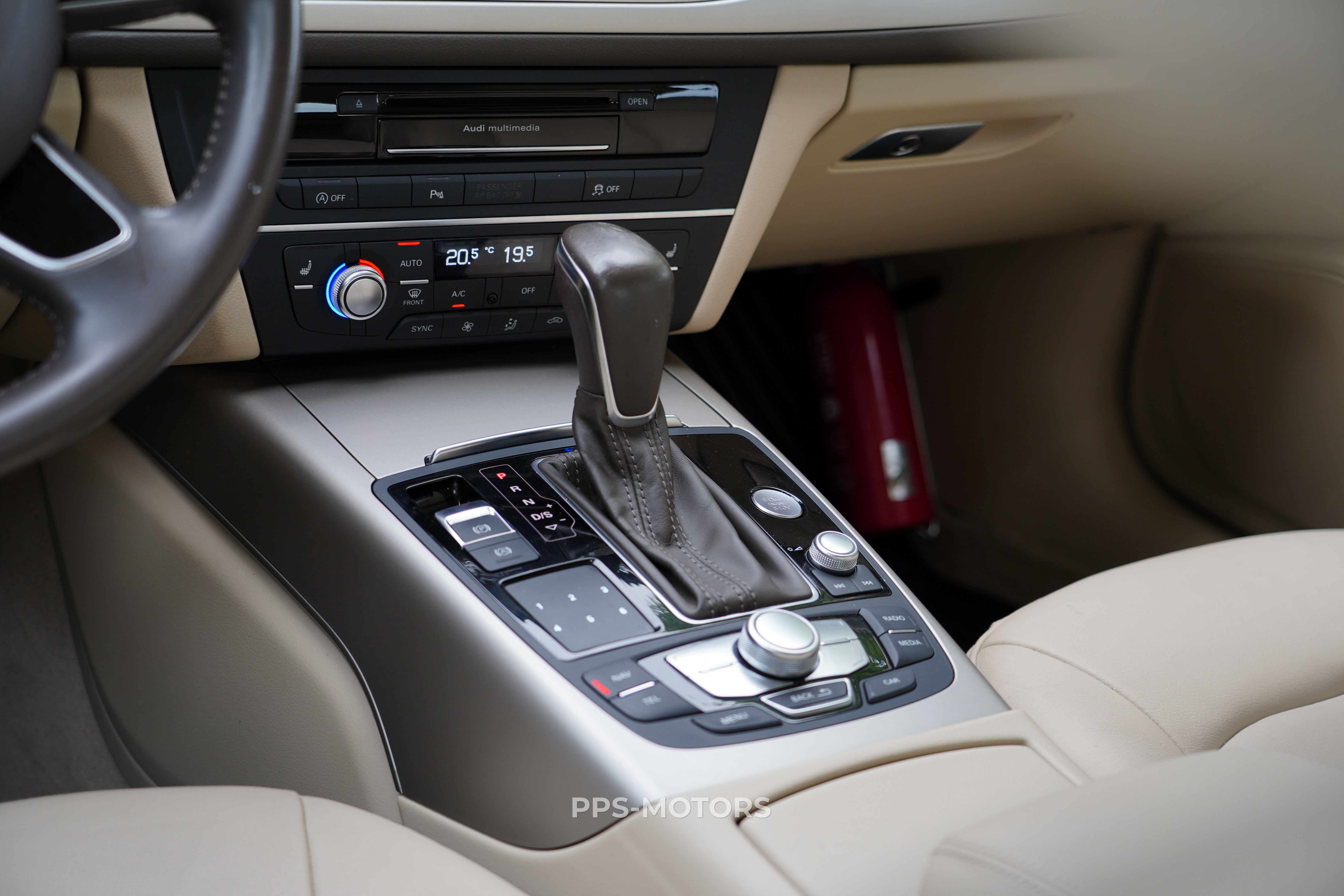 Audi A6 1.8 TFSI photo 11