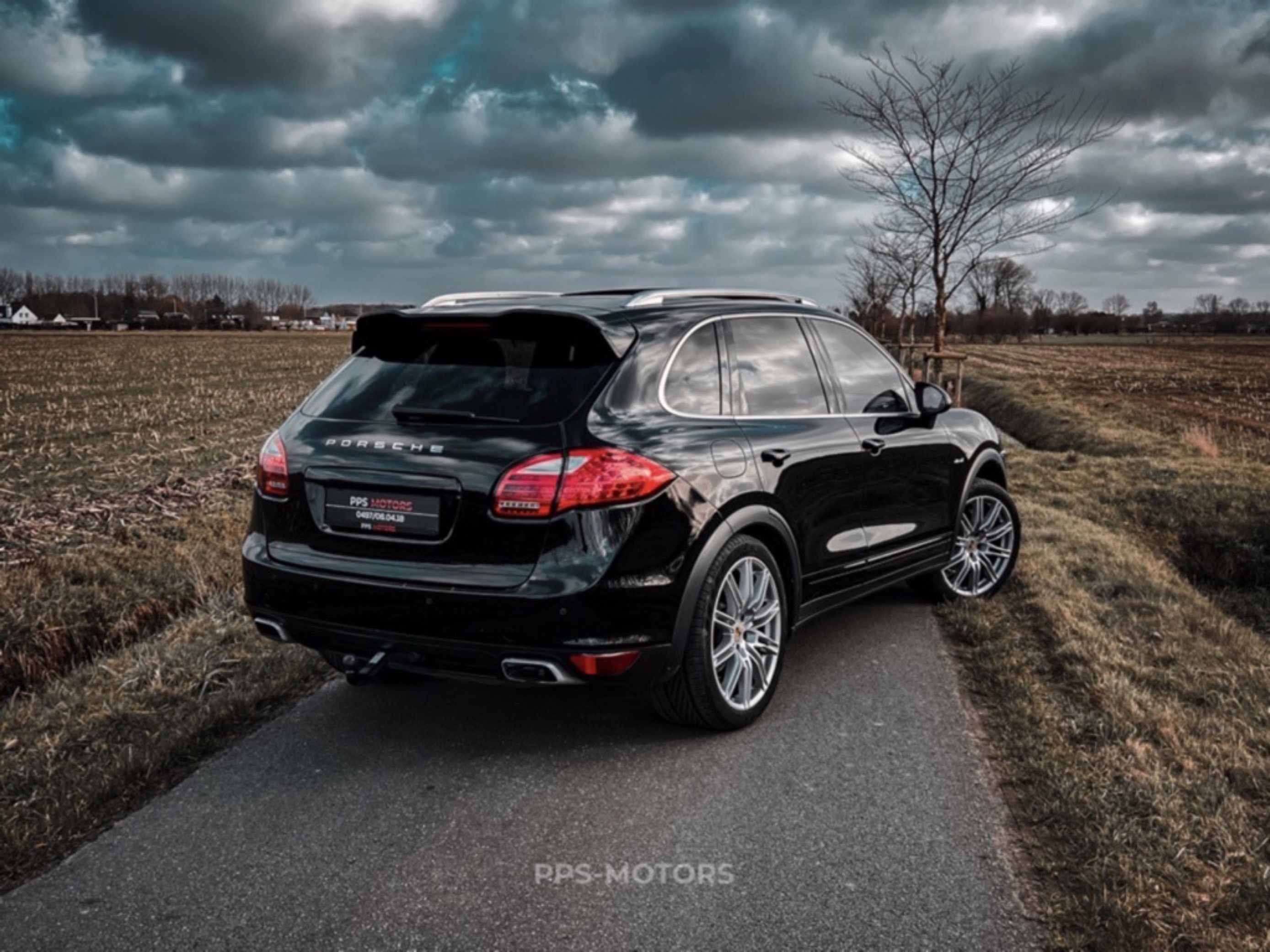 Porsche CAYENNE 3.0 D V6 PLATINUM EDITION photo 5