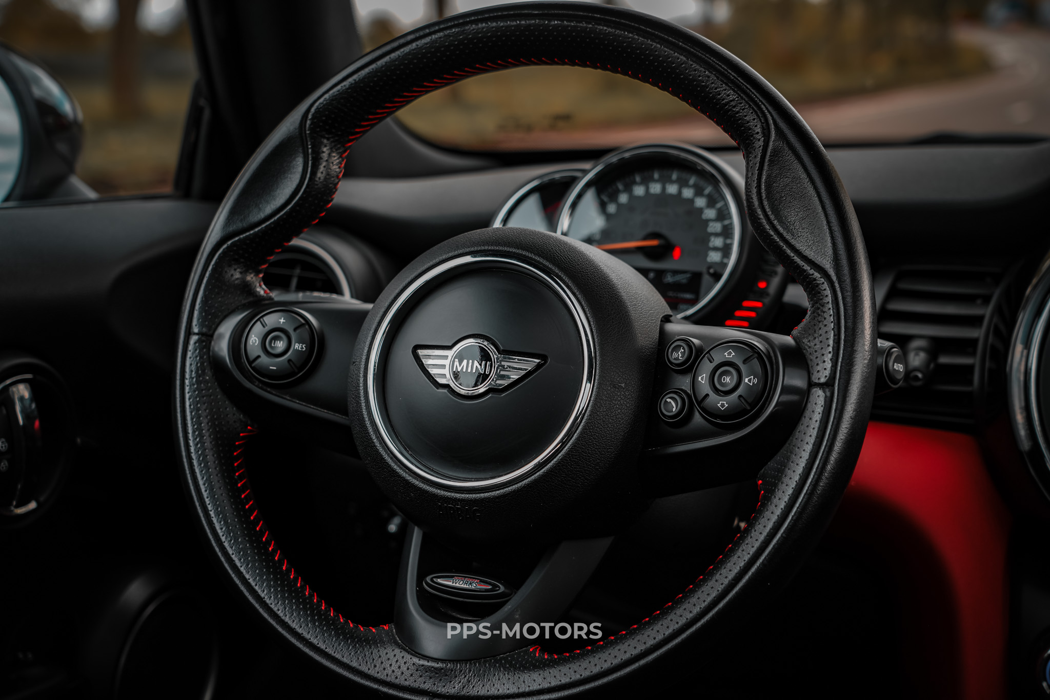 MINI COOPER 2.0 SD JOHN COOPER WORKS photo 10