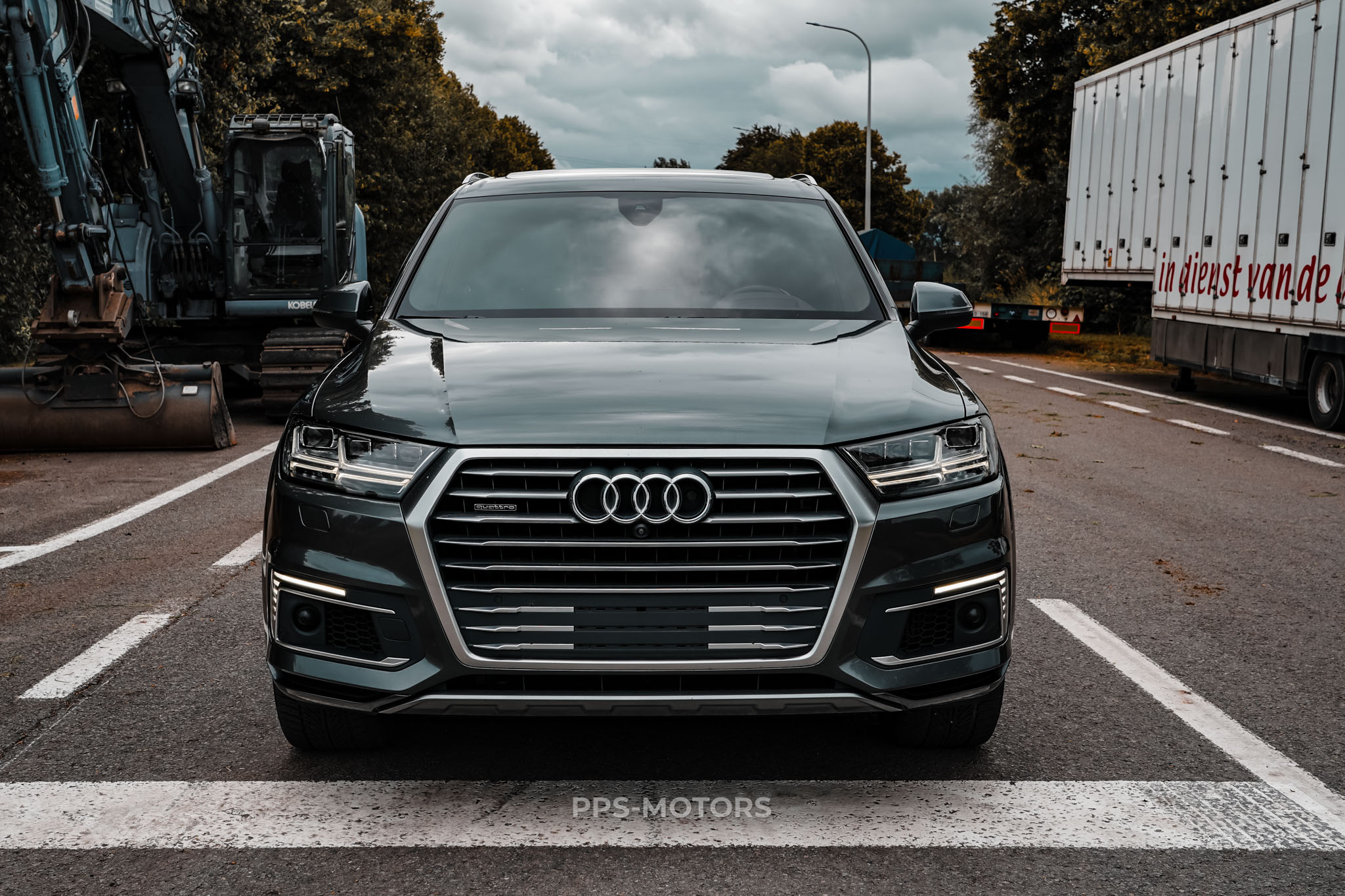 Audi Q7 3.0 TDI E-TRON photo 4