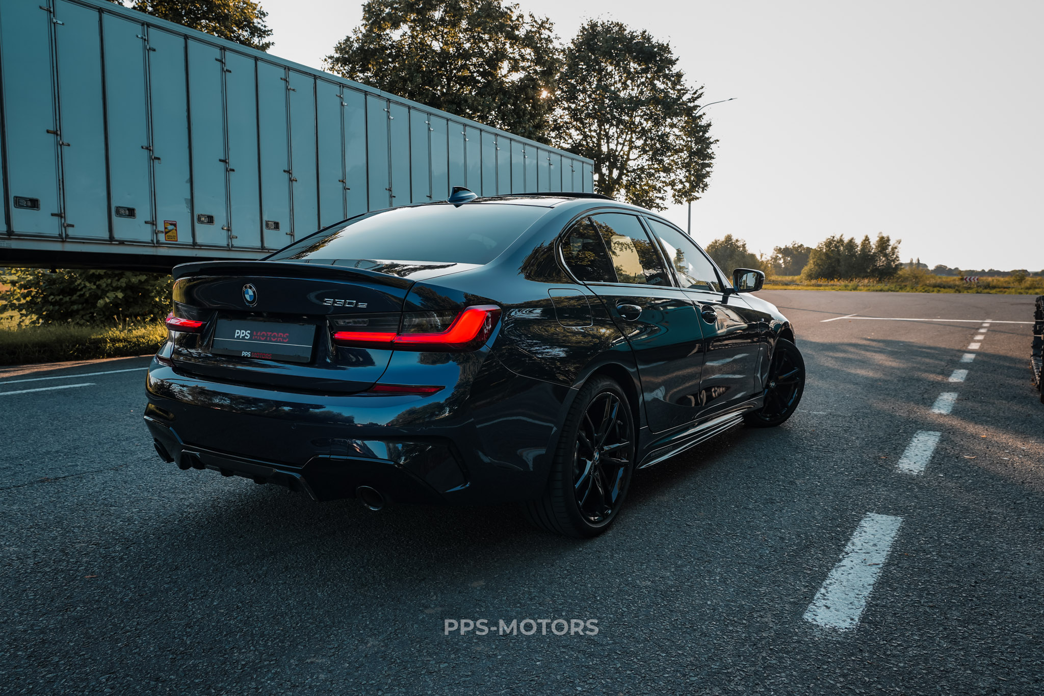 BMW 330e M-PAKKET M-PERFORMANCE photo 5