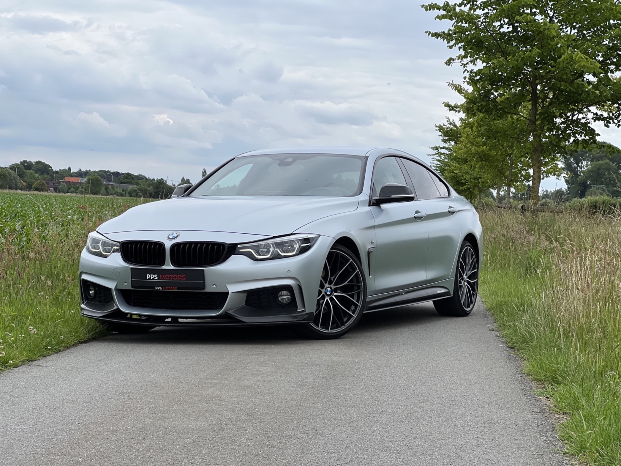 BMW 420i GRAN COUPE photo 9