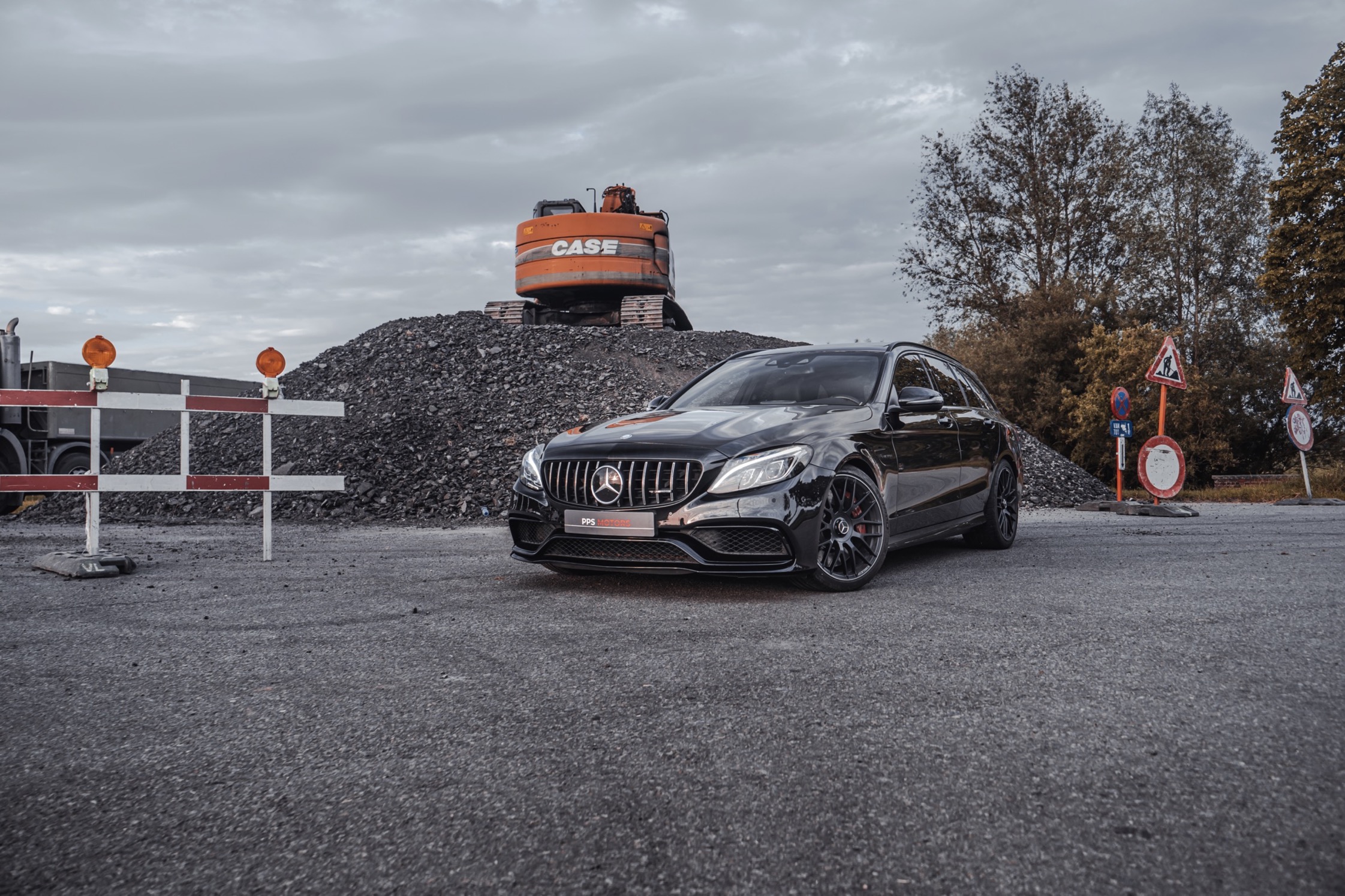 Mercedes Benz C63s AMG 4.0 BITURBO V8 - LICHTE VRACHT photo 13