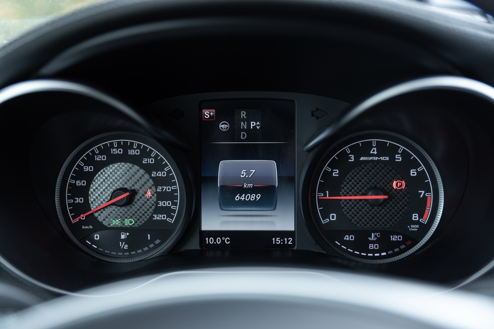 Mercedes Benz C63 AMG 4.0 BITURBO V8 photo 12
