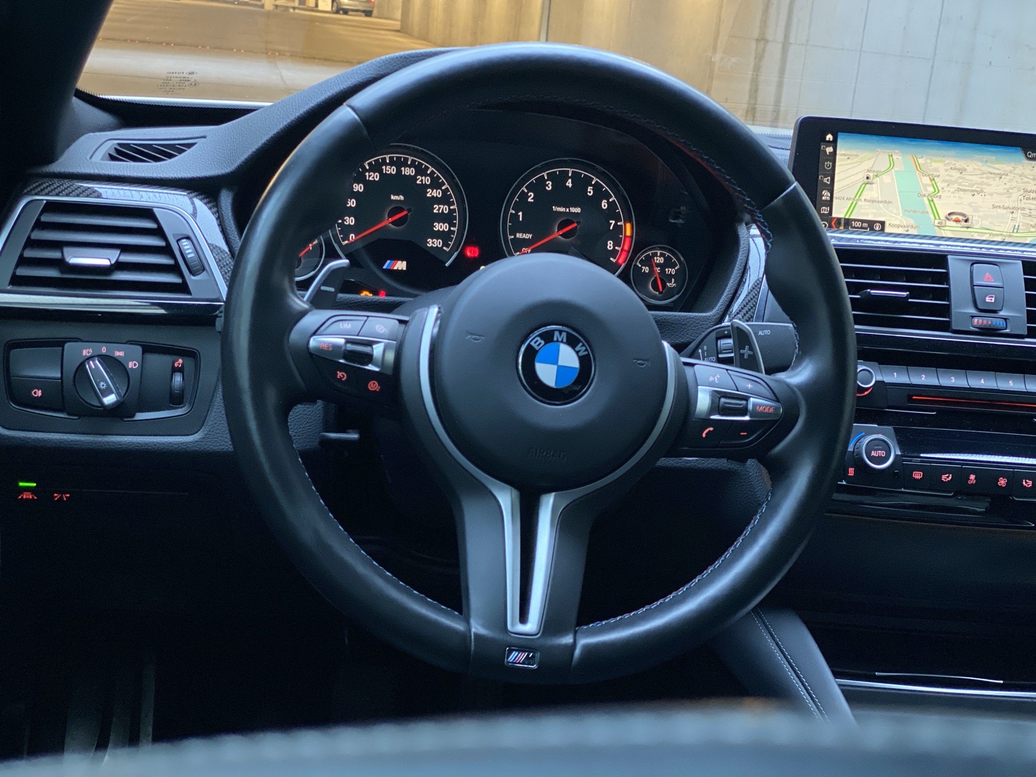 BMW M4 COMPETITION 3.0 photo 11