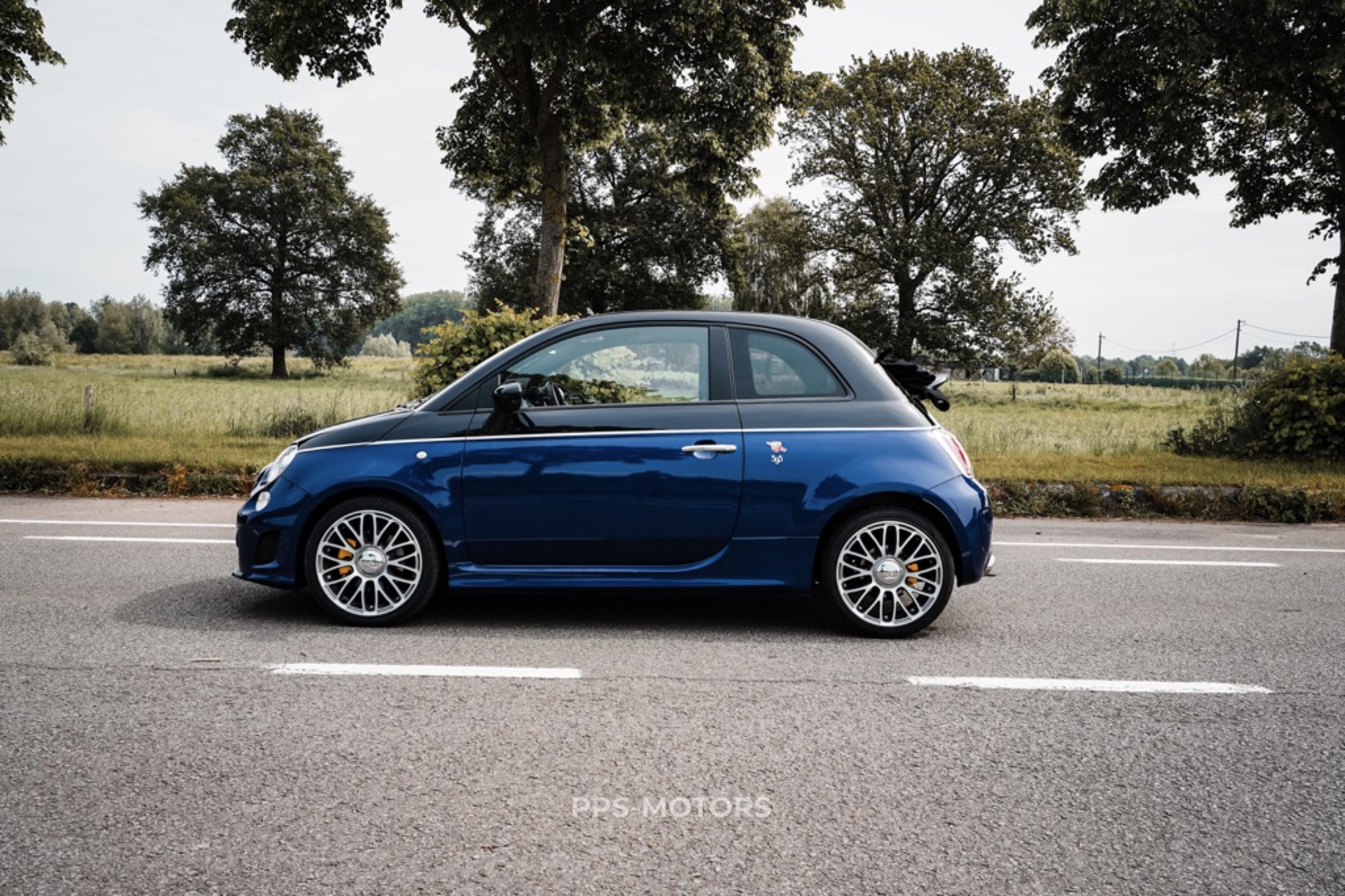 Abarth 595C 1.4 T-Jet photo 3