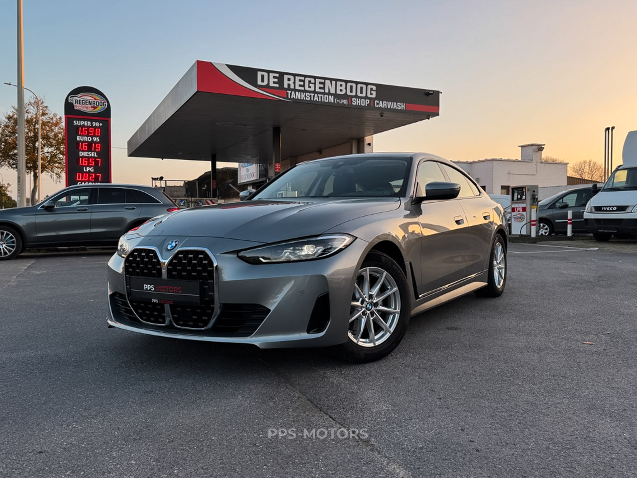 BMW 420i GRAN COUPE photo 1