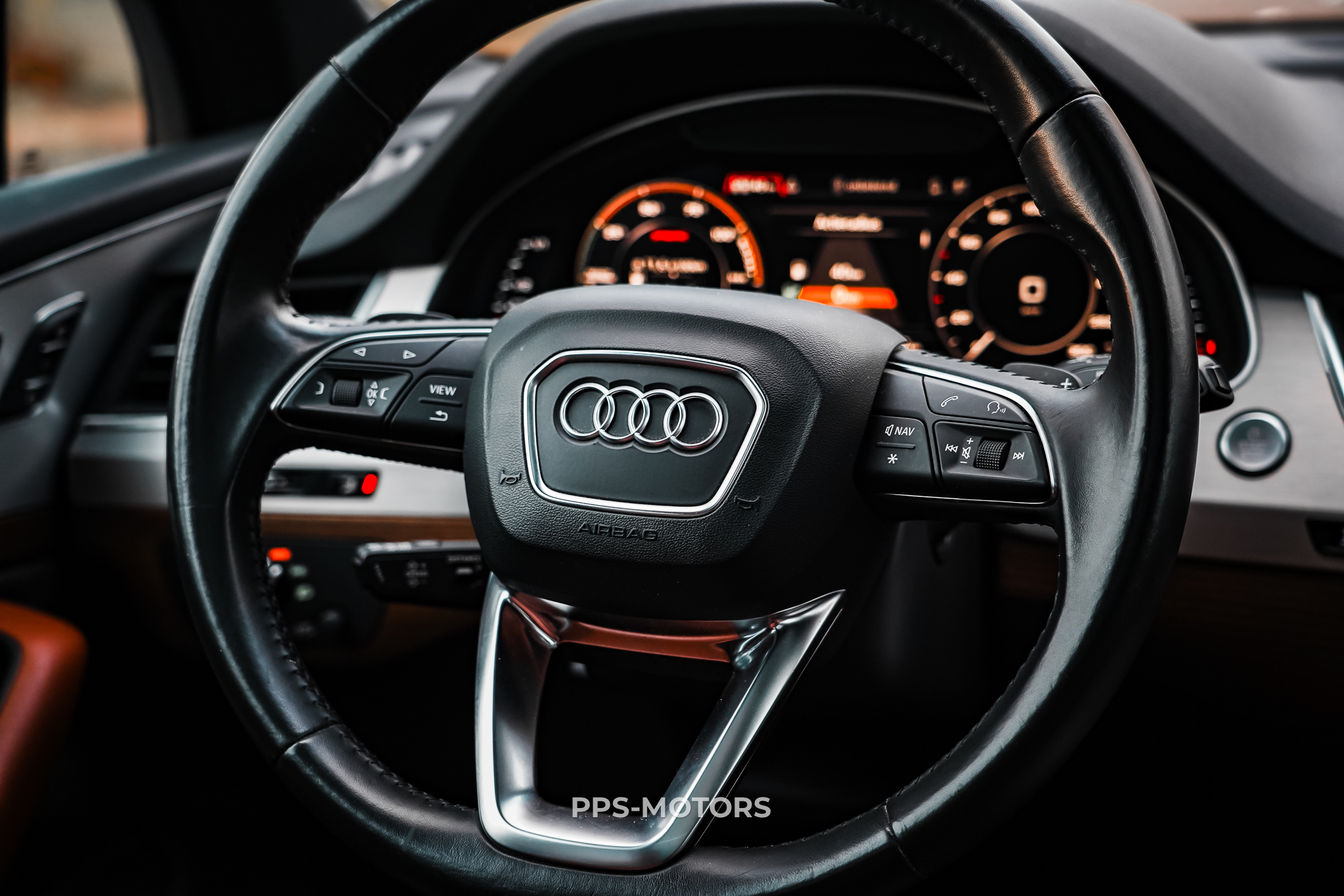 Audi Q7 3.0 TDI V6 E-TRON photo 22