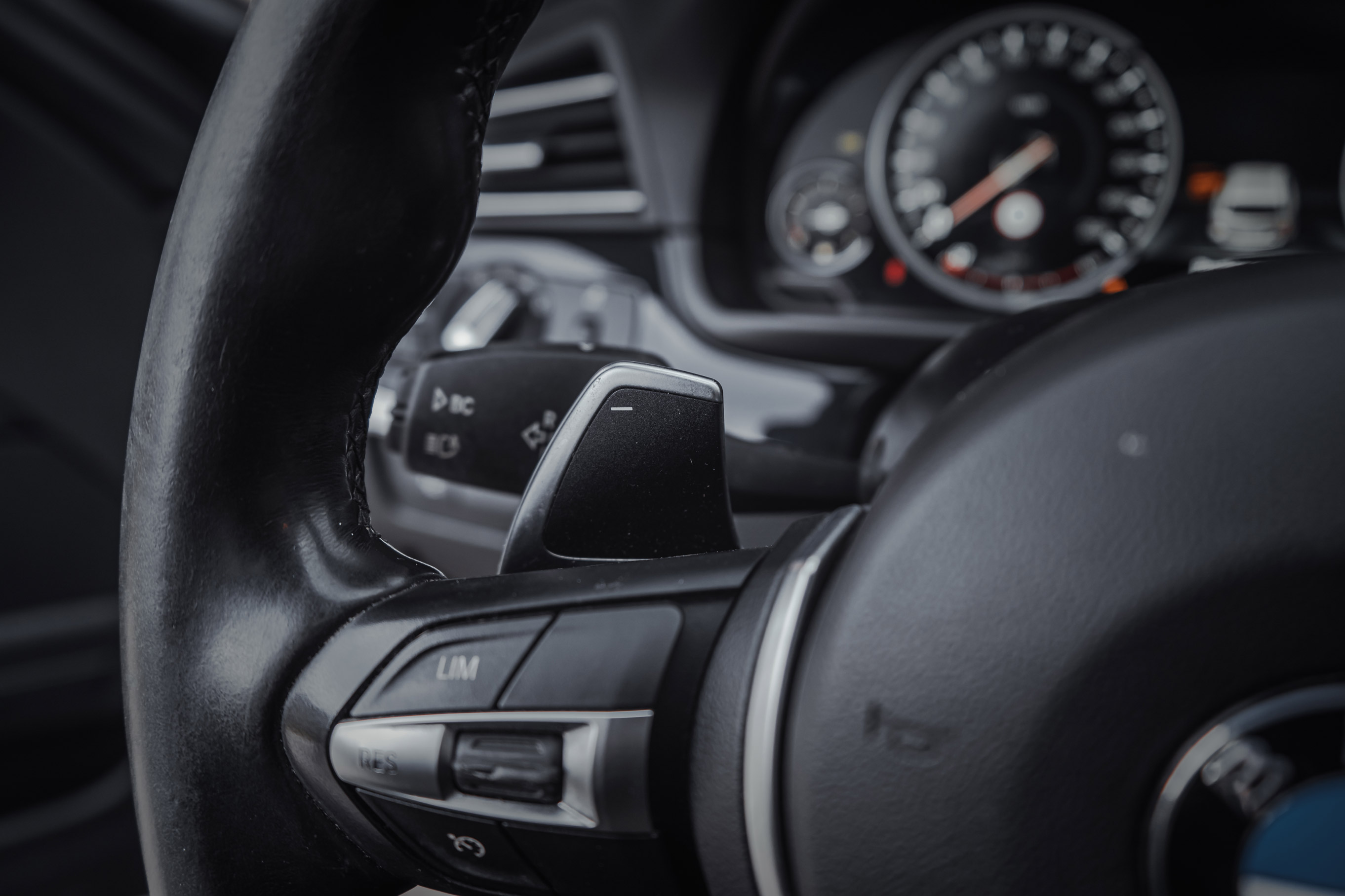 BMW 520d BREAK M-PAKKET photo 10