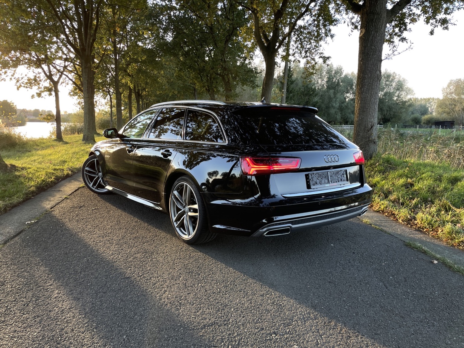 Audi A6 2.0 TDI ULTRA S-LINE photo 7