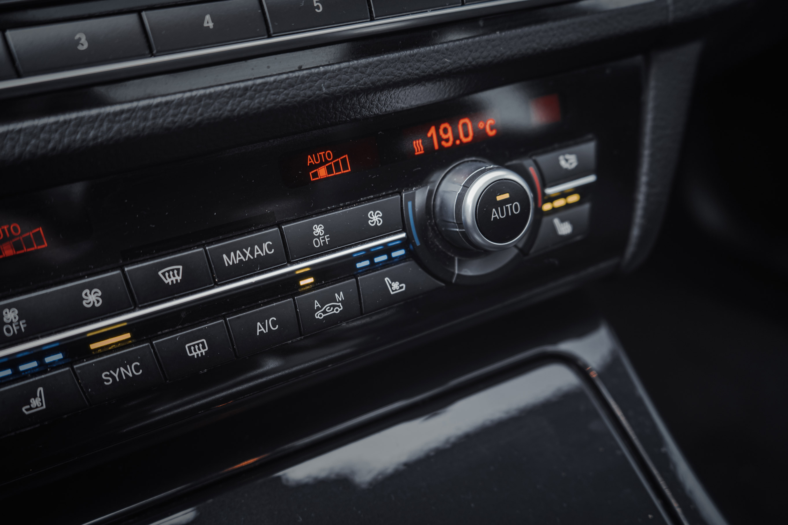 BMW 520d BREAK M-PAKKET photo 20