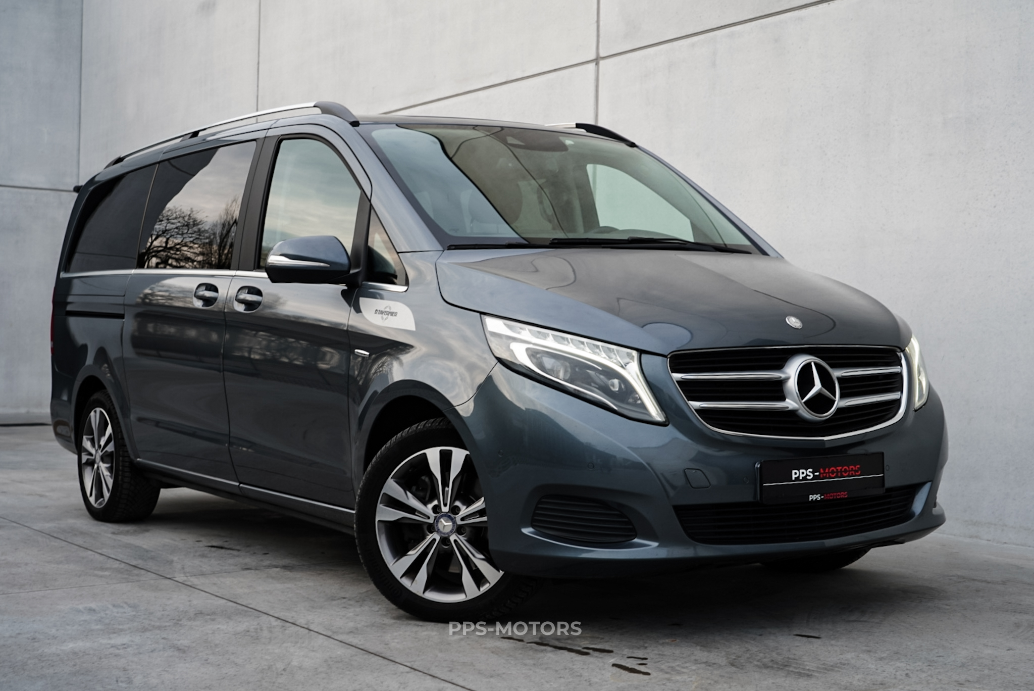 Mercedes Benz V250 AVANTGARDE photo 8