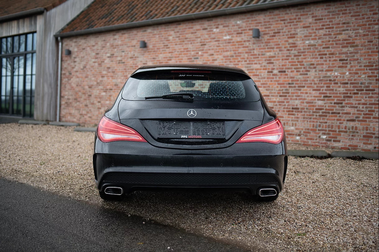 Mercedes Benz CLA 200 AMG-PAKKET photo 3