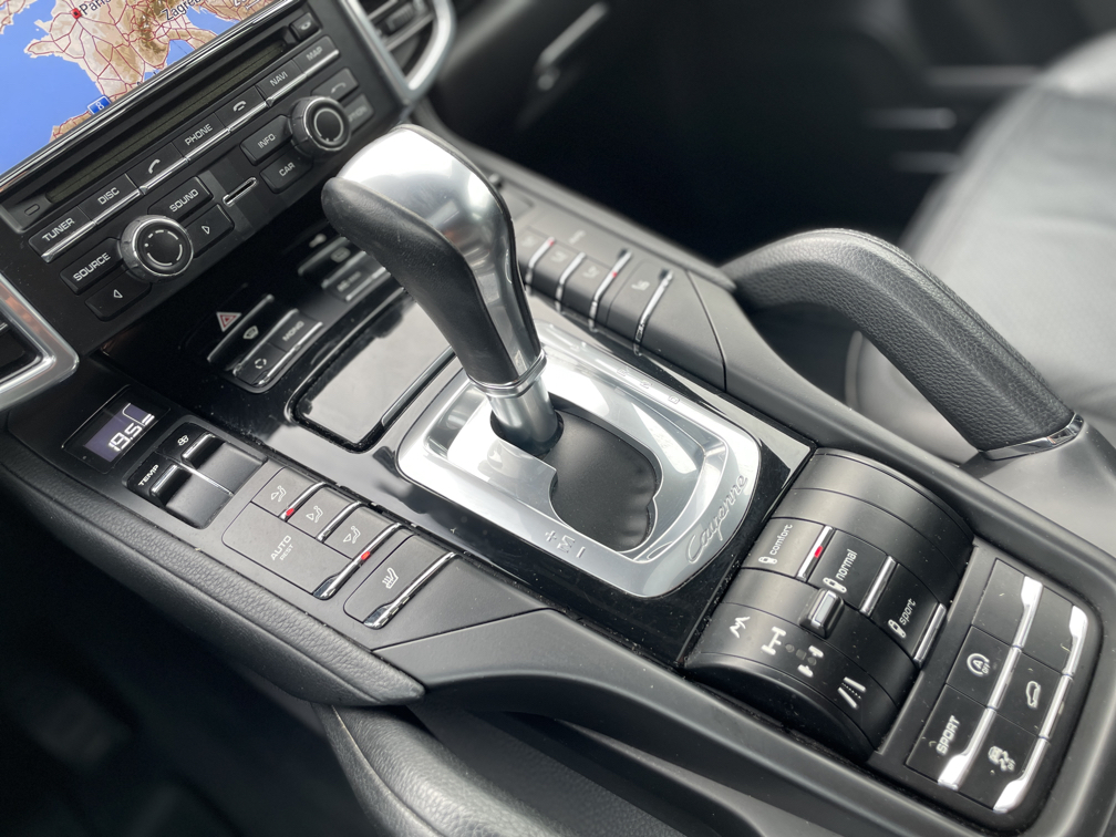 Porsche CAYENNE 3.0D photo 10