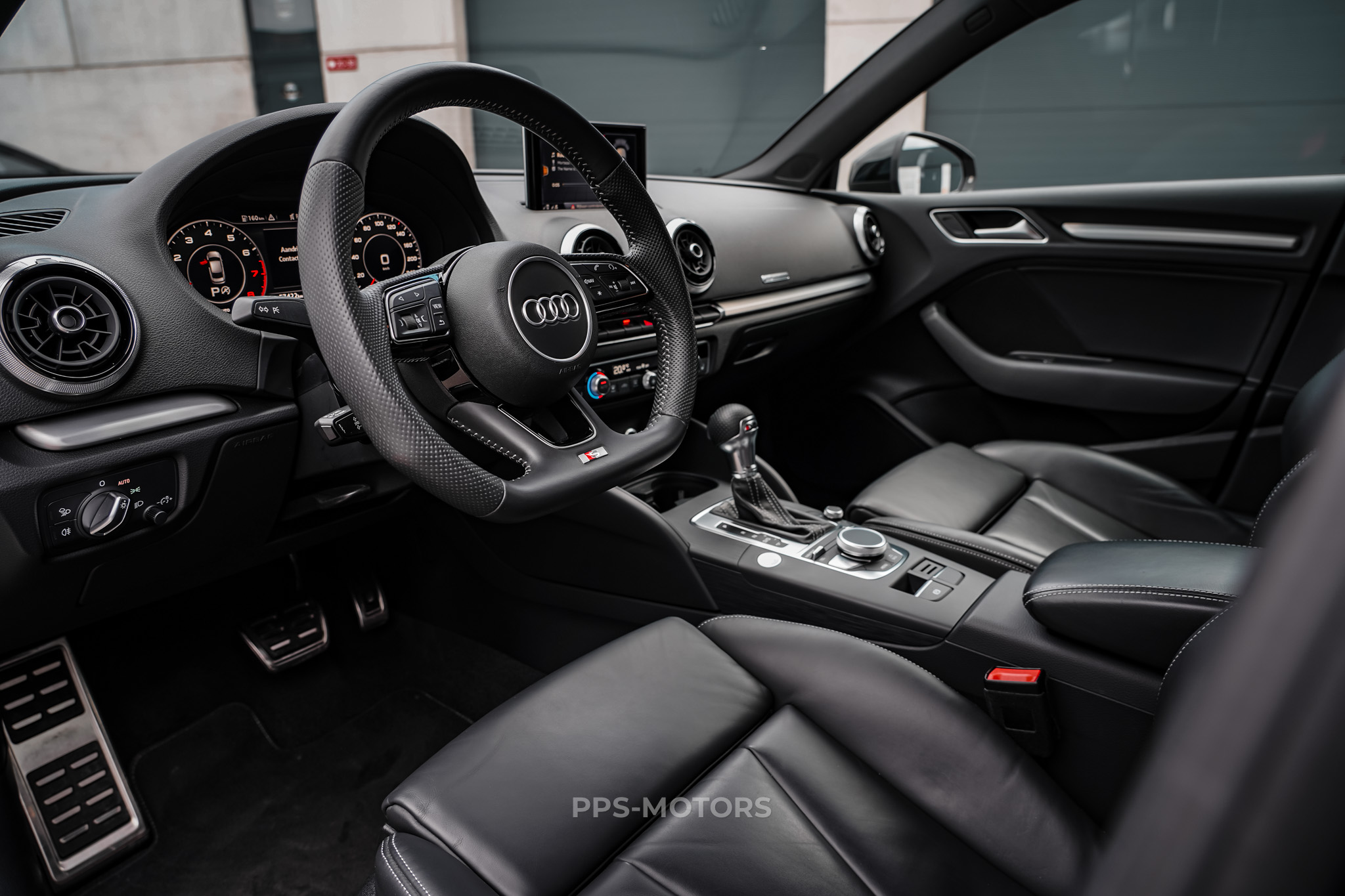 Audi A3 35 TFSI S-Tronic S-Line photo 10