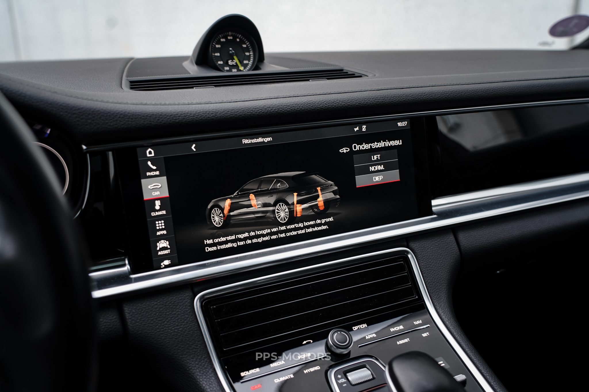 Porsche PANAMERA 4 E-HYBRID photo 14