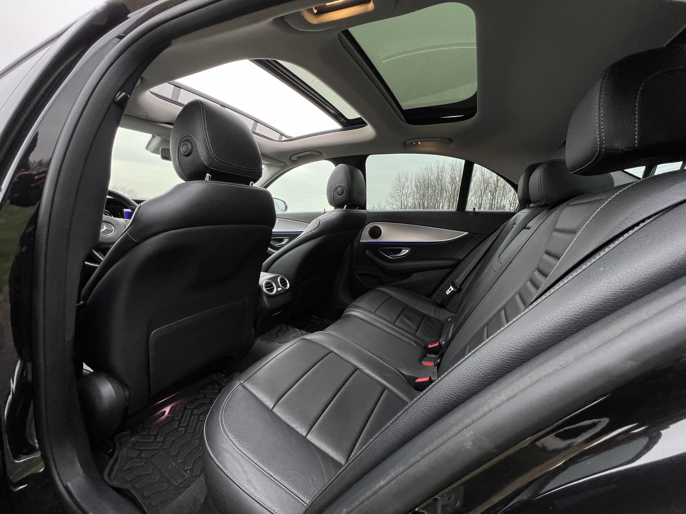 Mercedes Benz E220 BERLINE AVANTGARDE photo 26