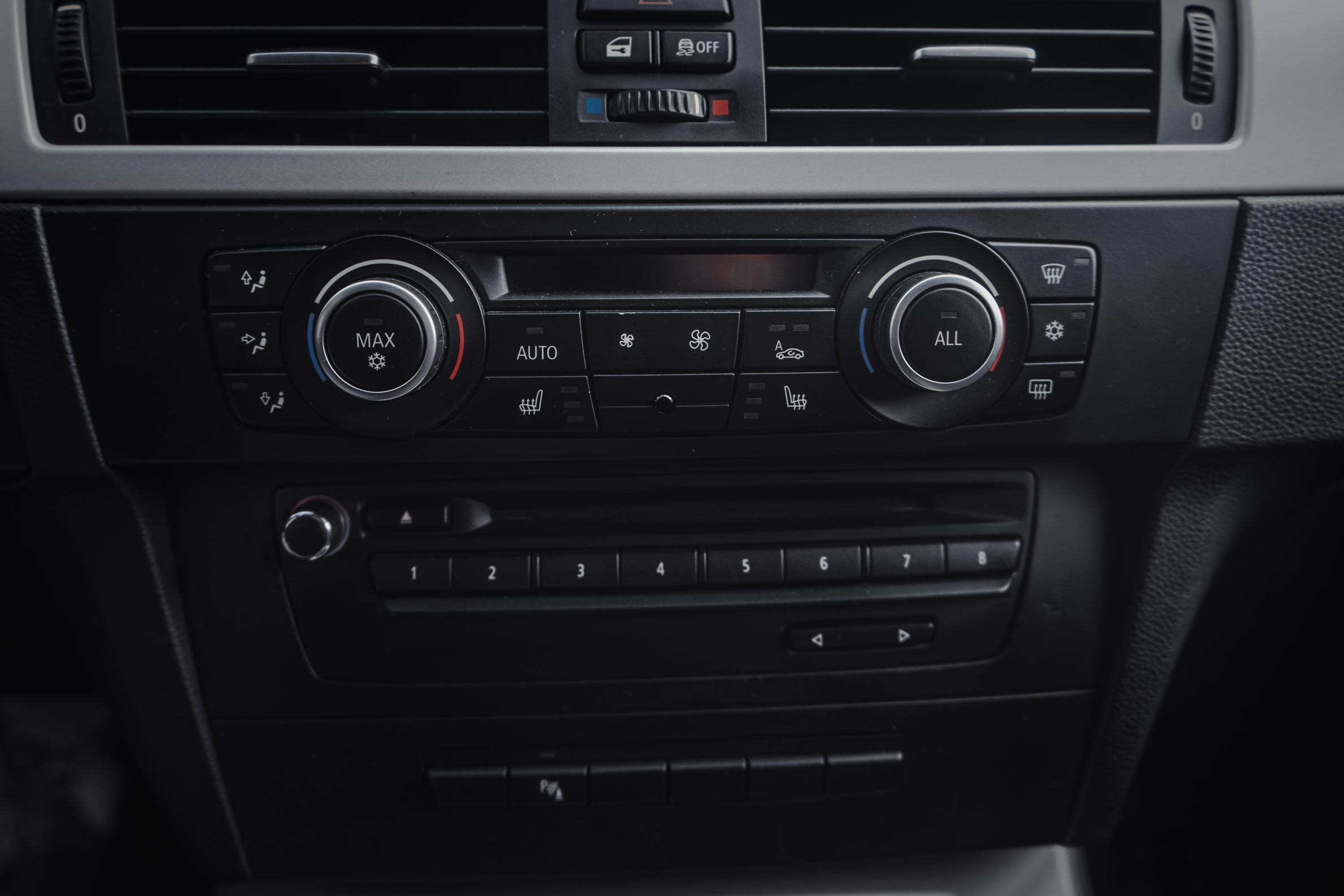 BMW 318d E91 M-PAKKET photo 15