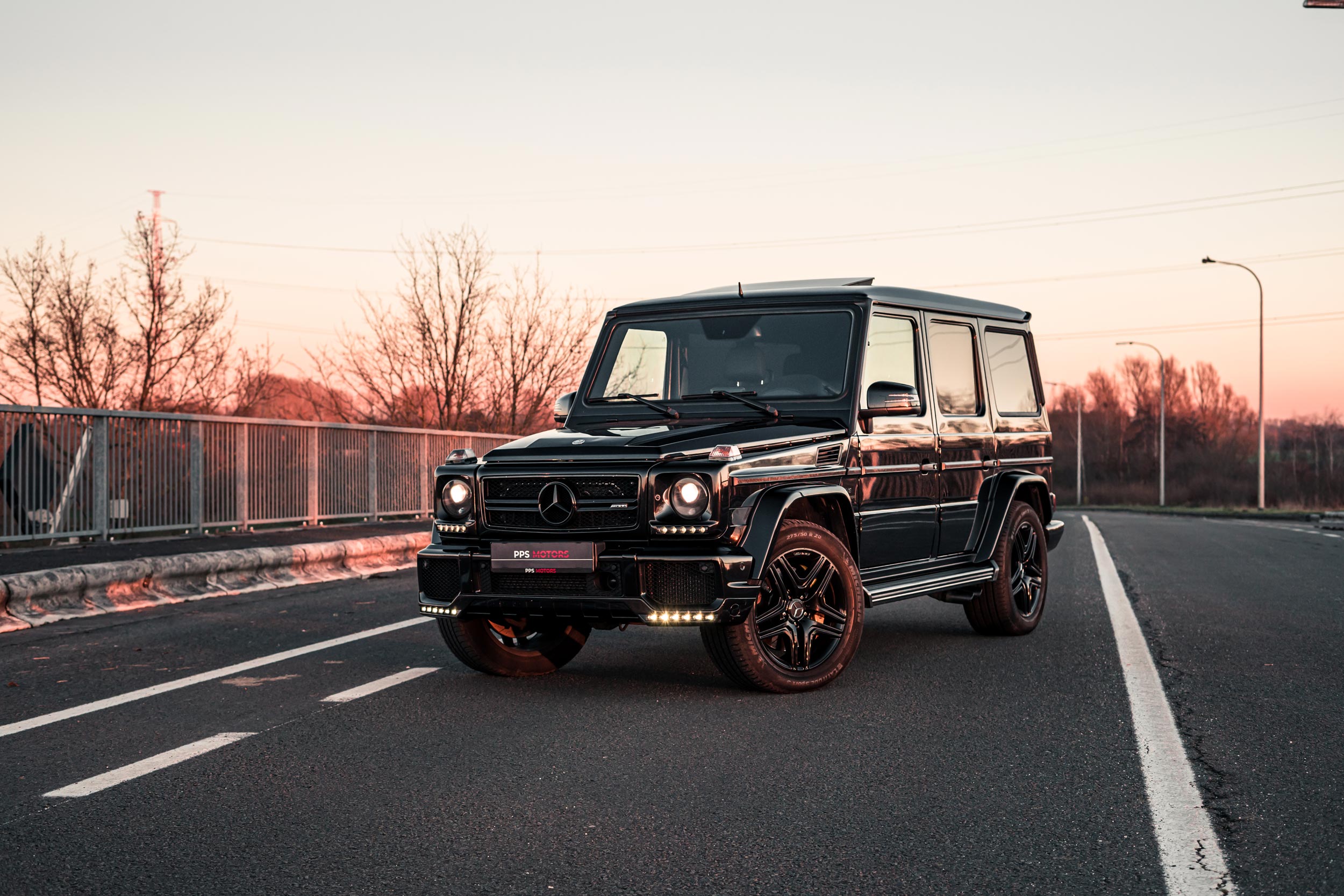 Mercedes Benz G63 AMG 5.5 V8 | BRABUS OPTIK photo 2