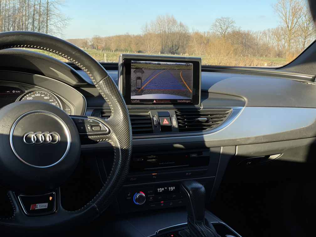 Audi A6 AVANT 2.0 TDI photo 24