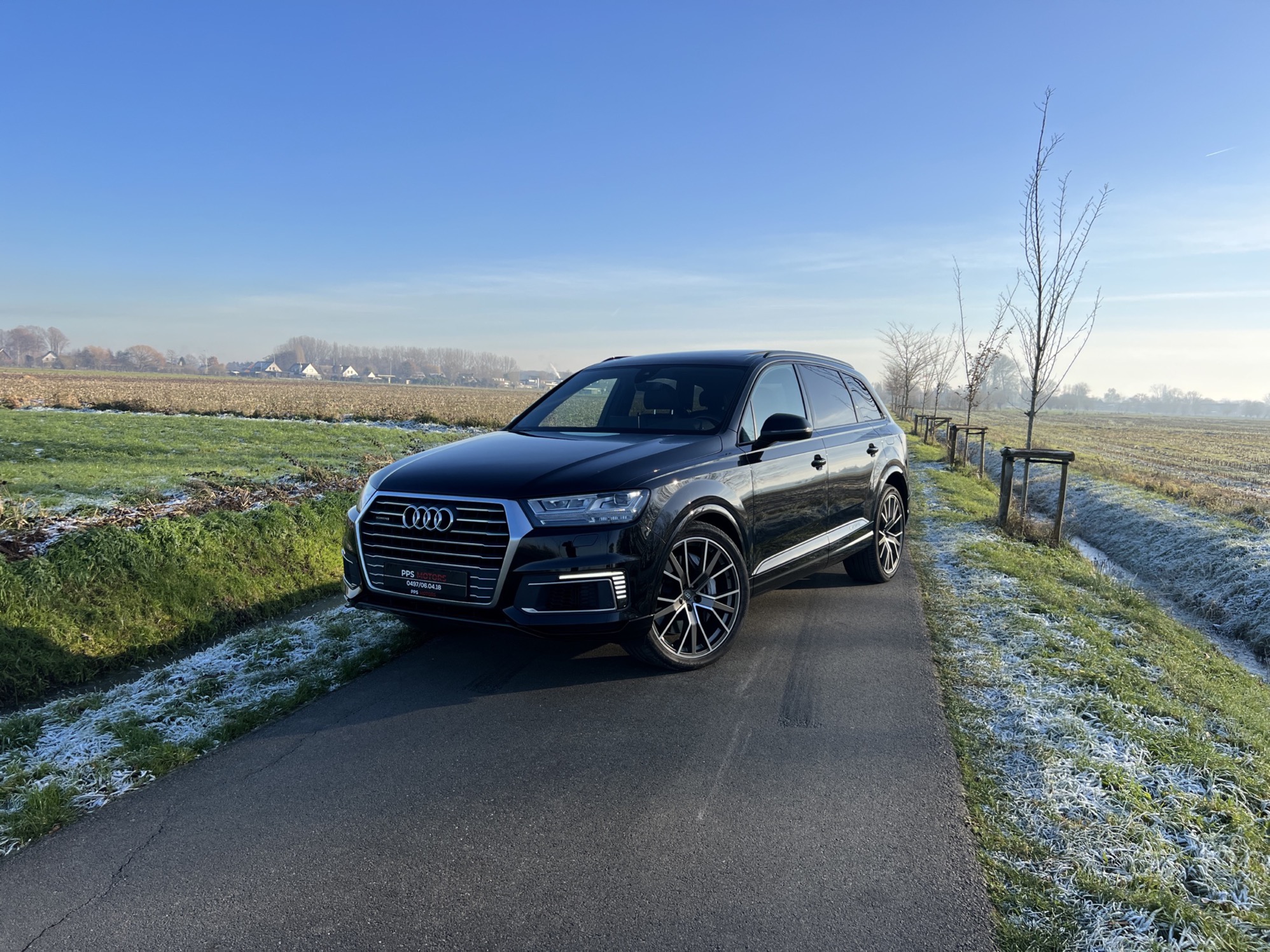 Audi Q7 3.0 TDI E-TRON photo 2