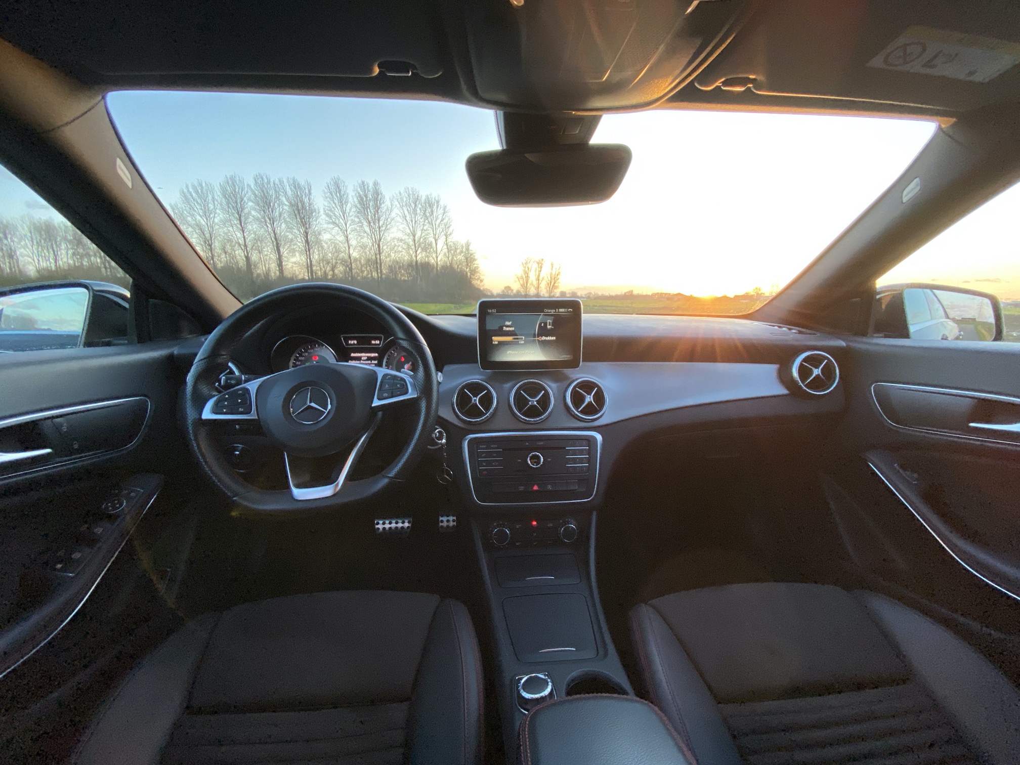 Mercedes Benz CLA 200d AMG PAKKET photo 10