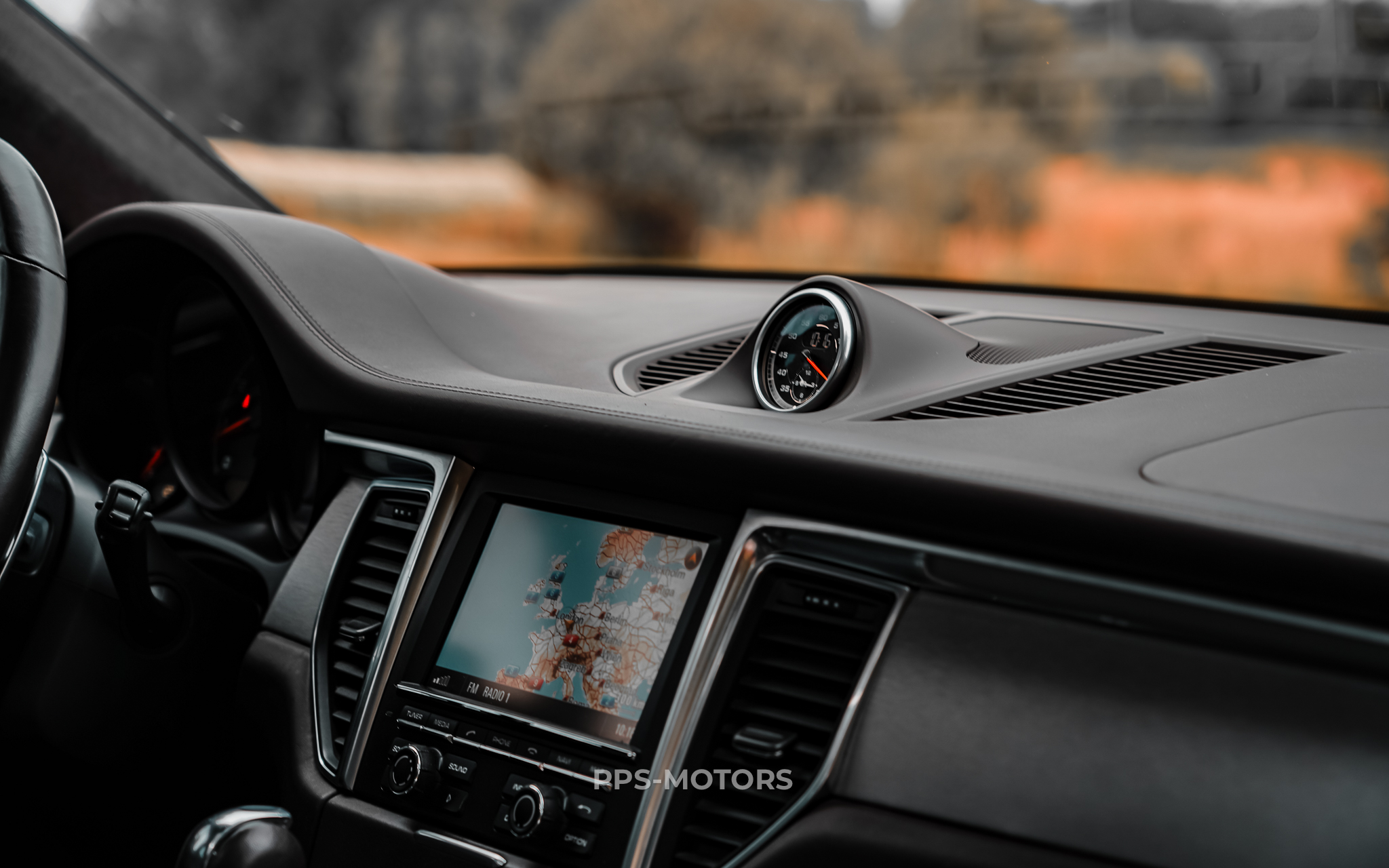 Porsche MACAN TURBO 3.6i photo 34